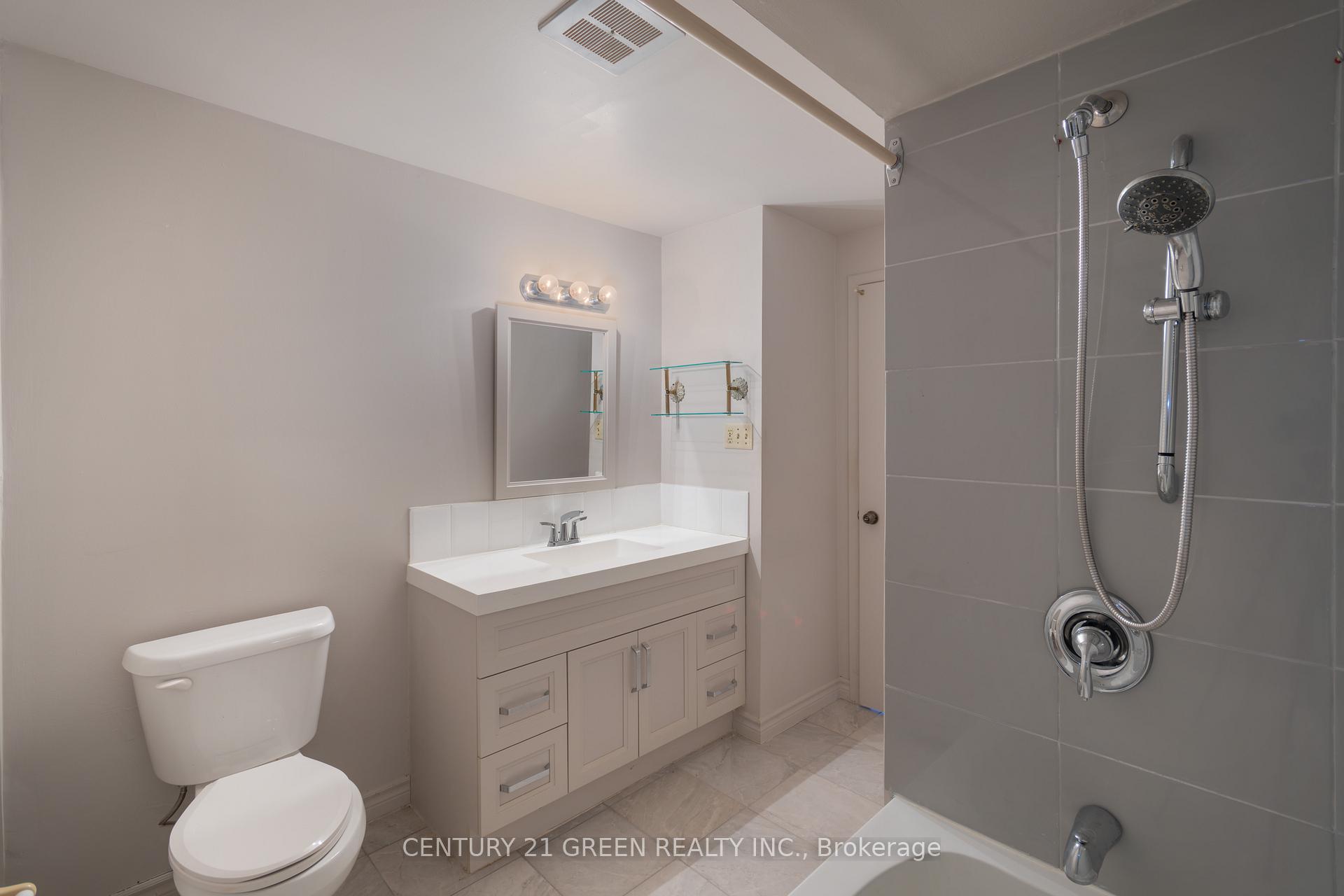 Photo 28 of 729 West 5th Street, Hamilton, Fessenden — HOMEH