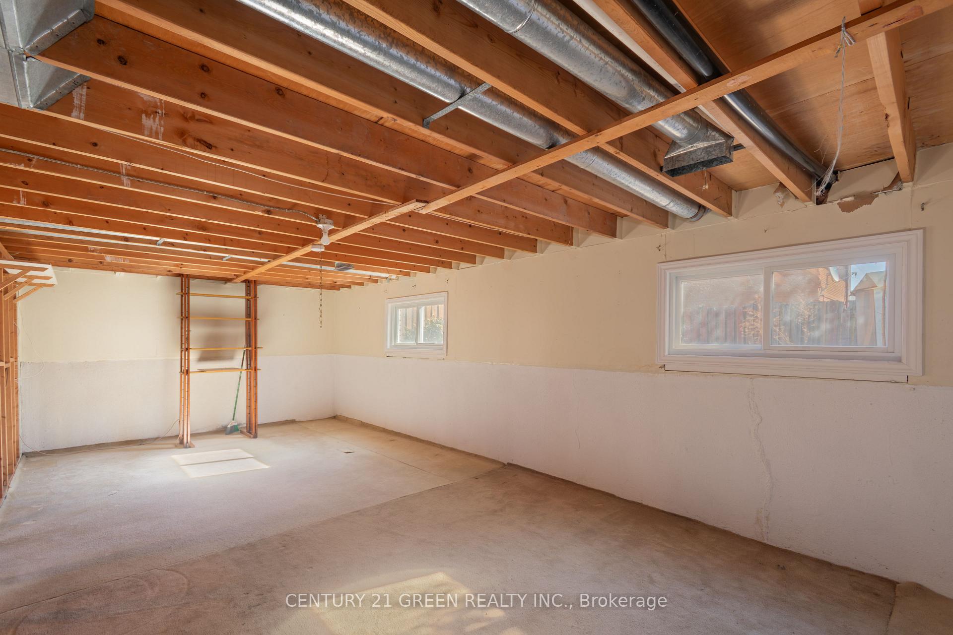 Photo 31 of 729 West 5th Street, Hamilton, Fessenden — HOMEH
