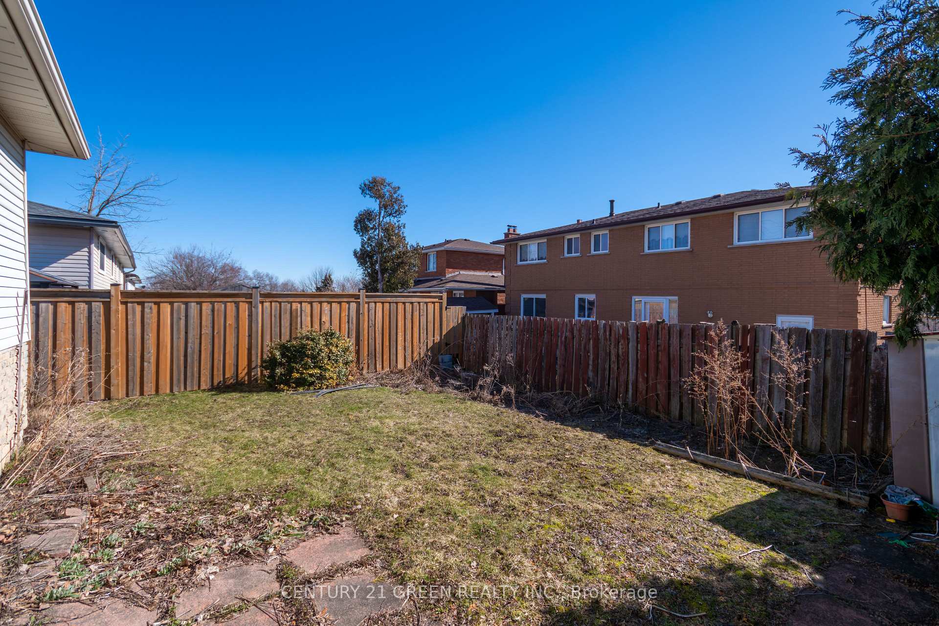 Photo 39 of 729 West 5th Street, Hamilton, Fessenden — HOMEH