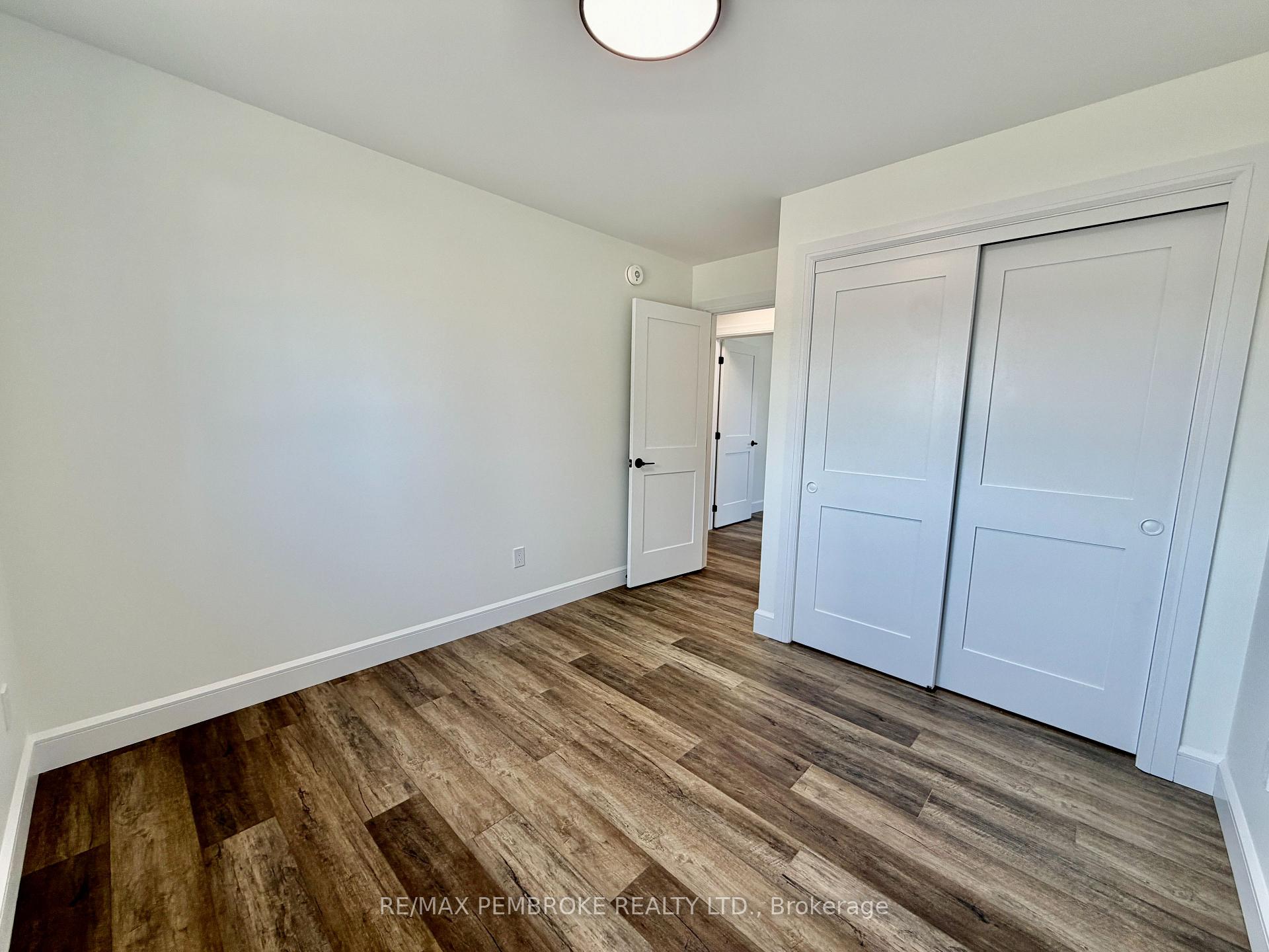 Photo 25 of 62 Eddy Crescent, Pembroke, Pembroke — HOMEH