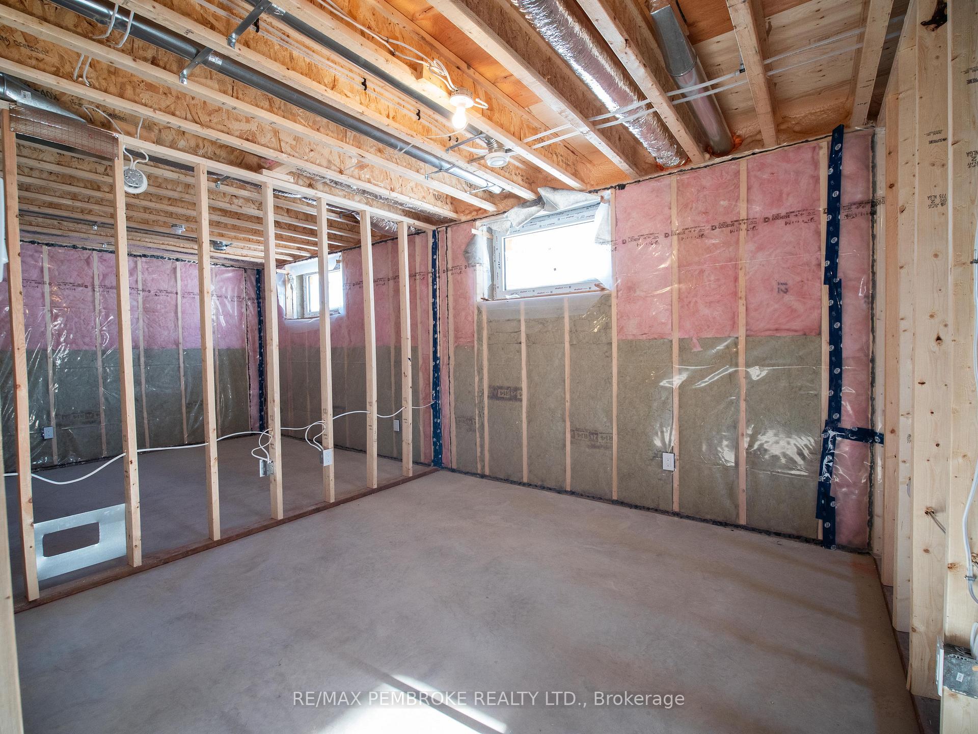 Photo 30 of 62 Eddy Crescent, Pembroke, Pembroke — HOMEH