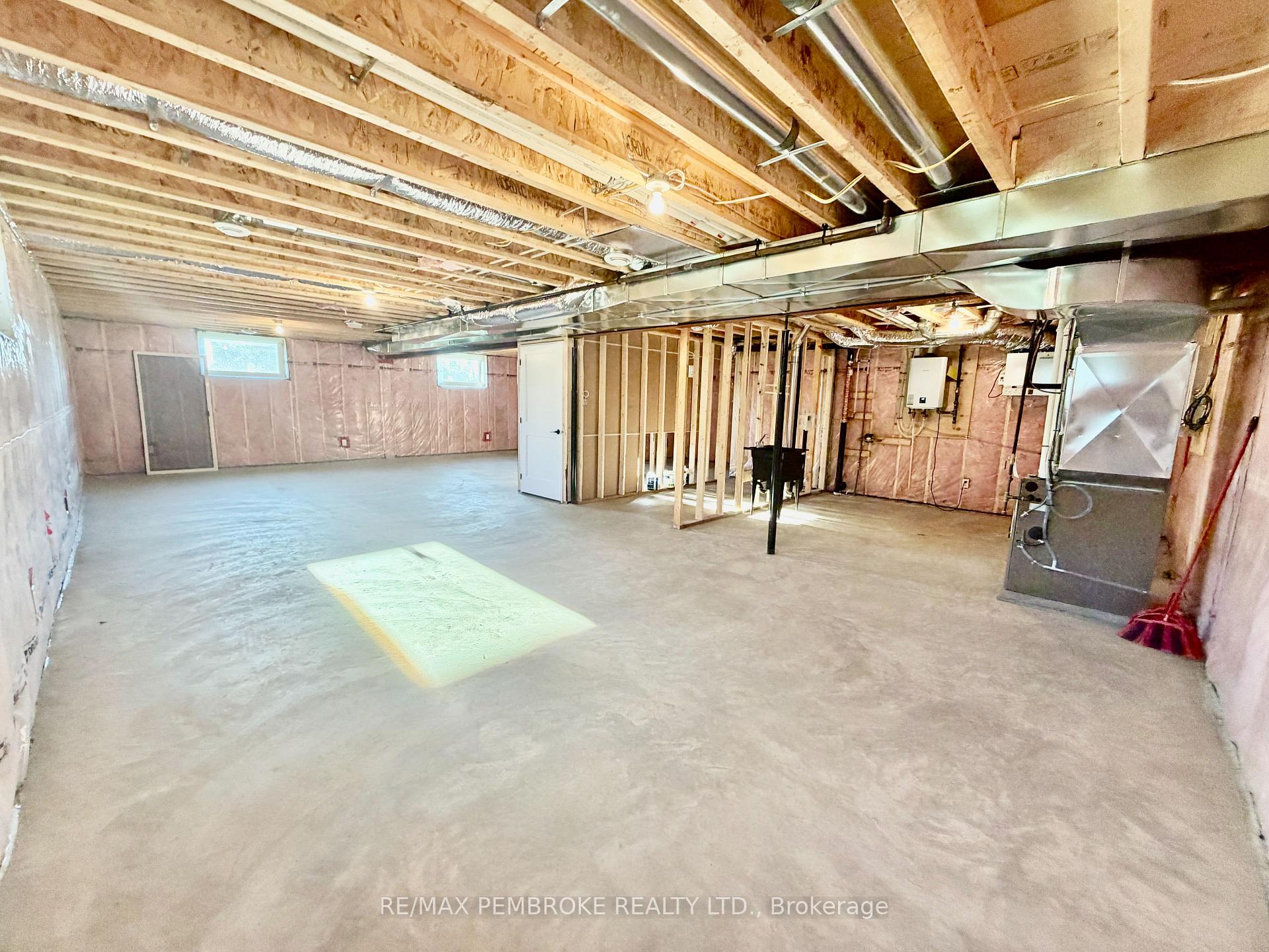 Photo 20 of 13 Eddy Crescent, Pembroke, Pembroke — HOMEH