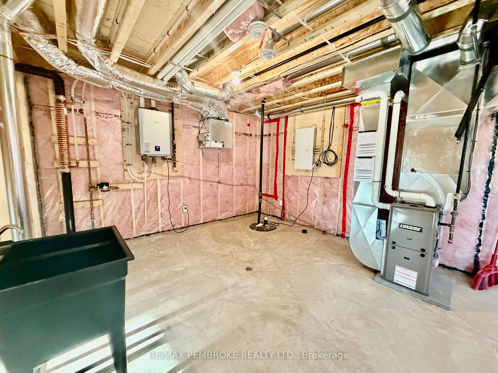 Photo 21 of 13 Eddy Crescent, Pembroke, Pembroke — HOMEH