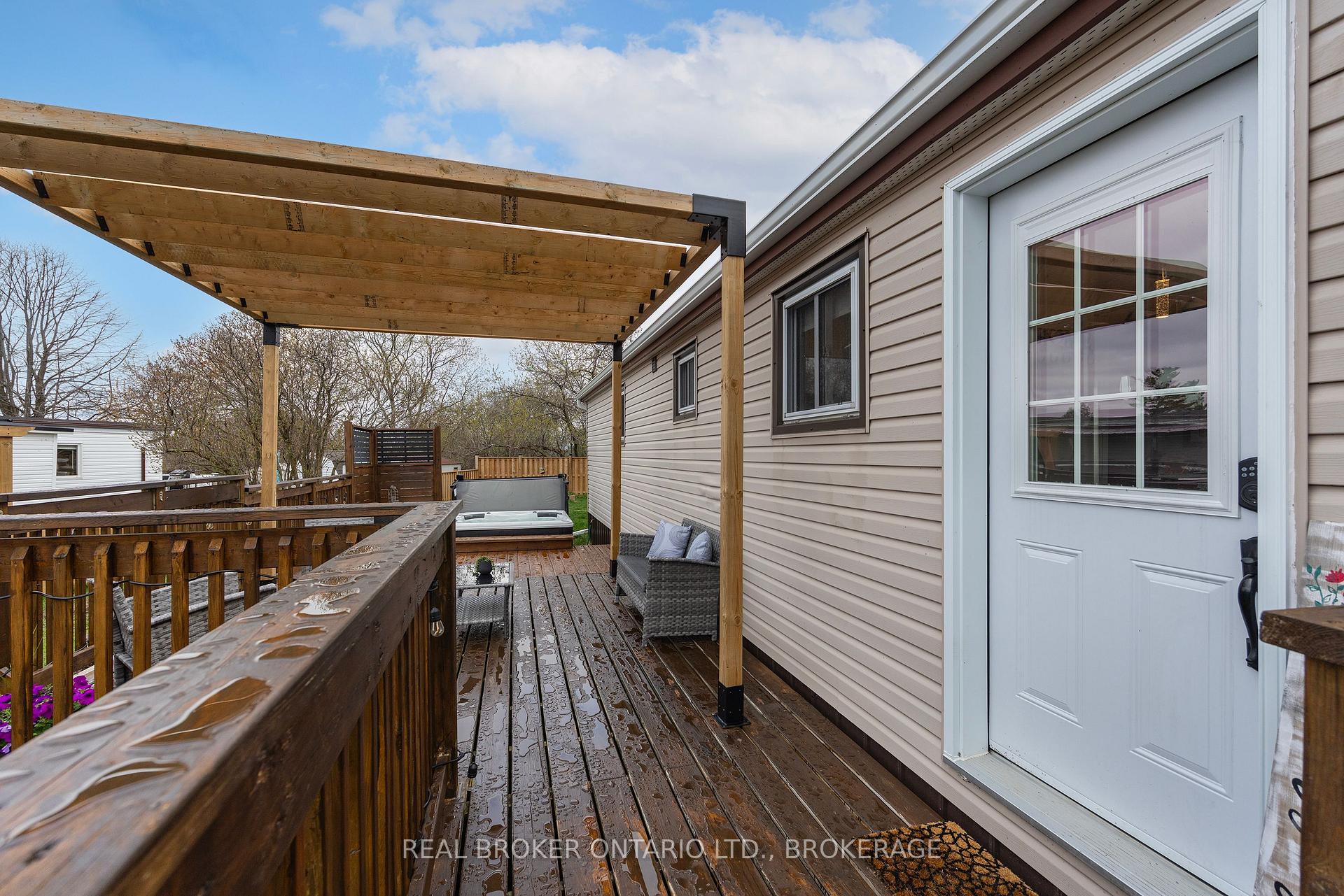 Photo 6 of 11 Hermes Drive, Kingston, Kingston East (Incl CFB Kingston) — HOMEH