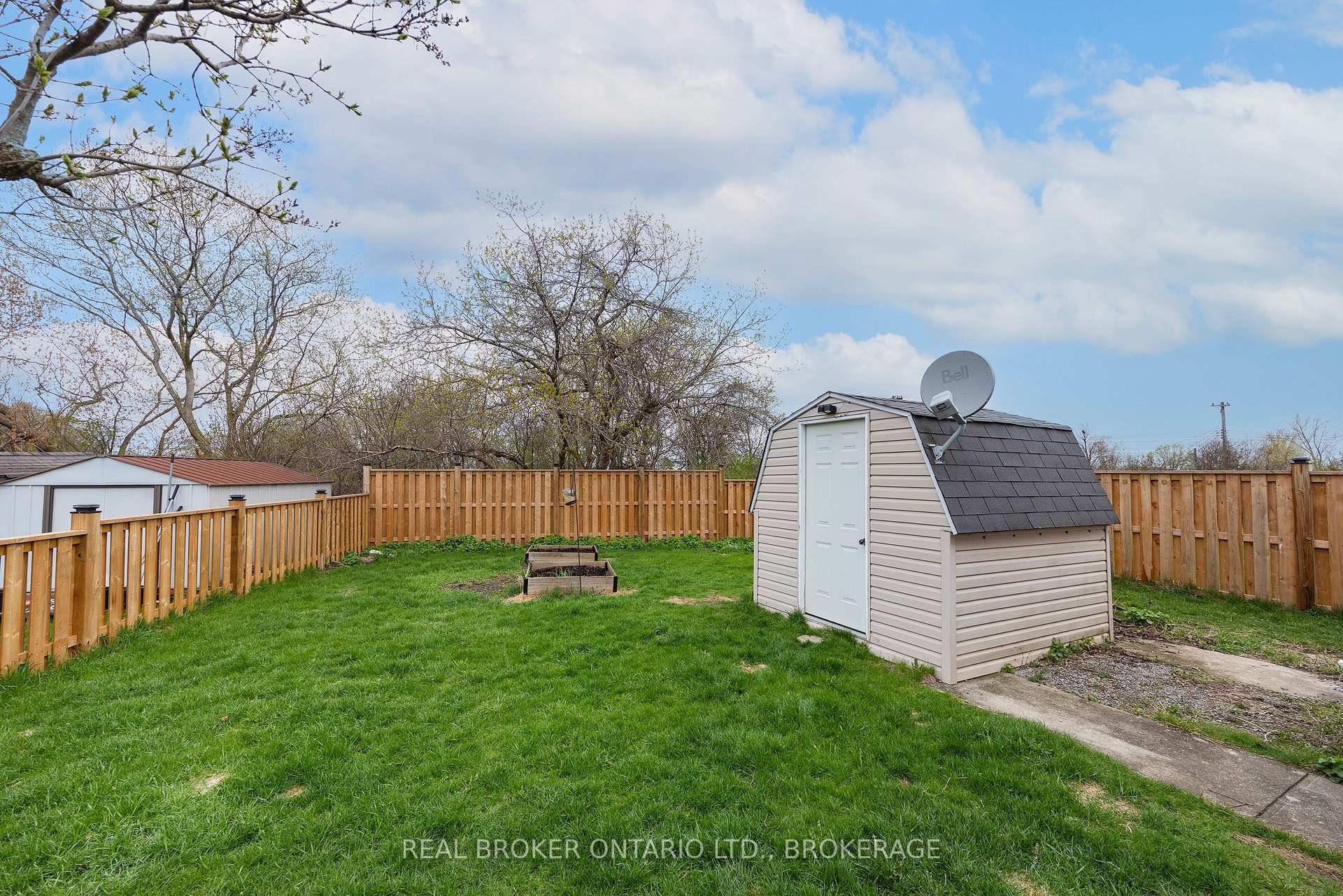Photo 35 of 11 Hermes Drive, Kingston, Kingston East (Incl CFB Kingston) — HOMEH