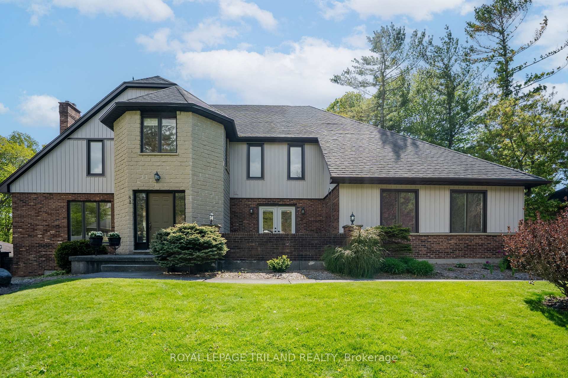 Photo 3 of 83 Blackburn Crescent, Middlesex Centre, Kilworth — HOMEH
