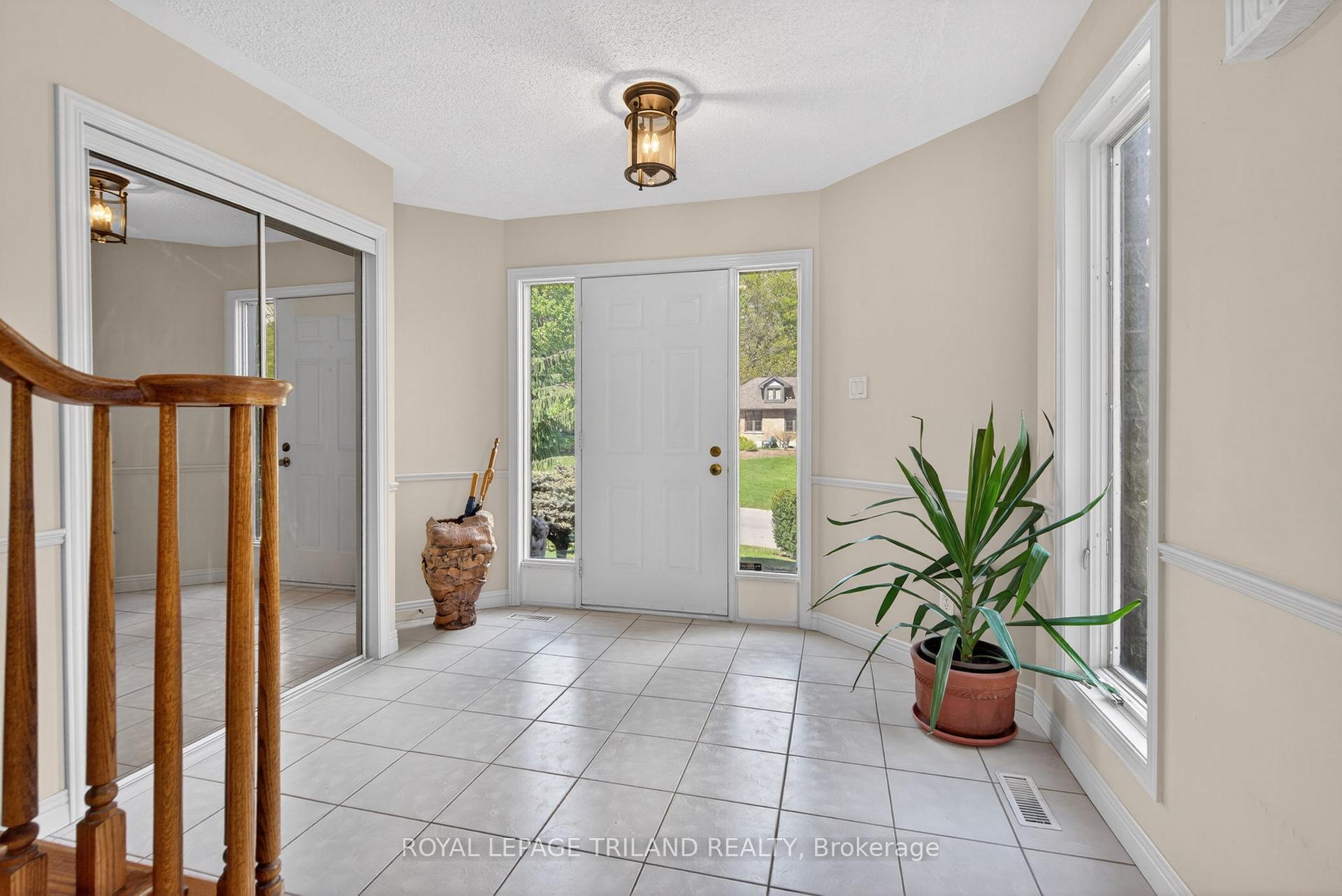Photo 6 of 83 Blackburn Crescent, Middlesex Centre, Kilworth — HOMEH