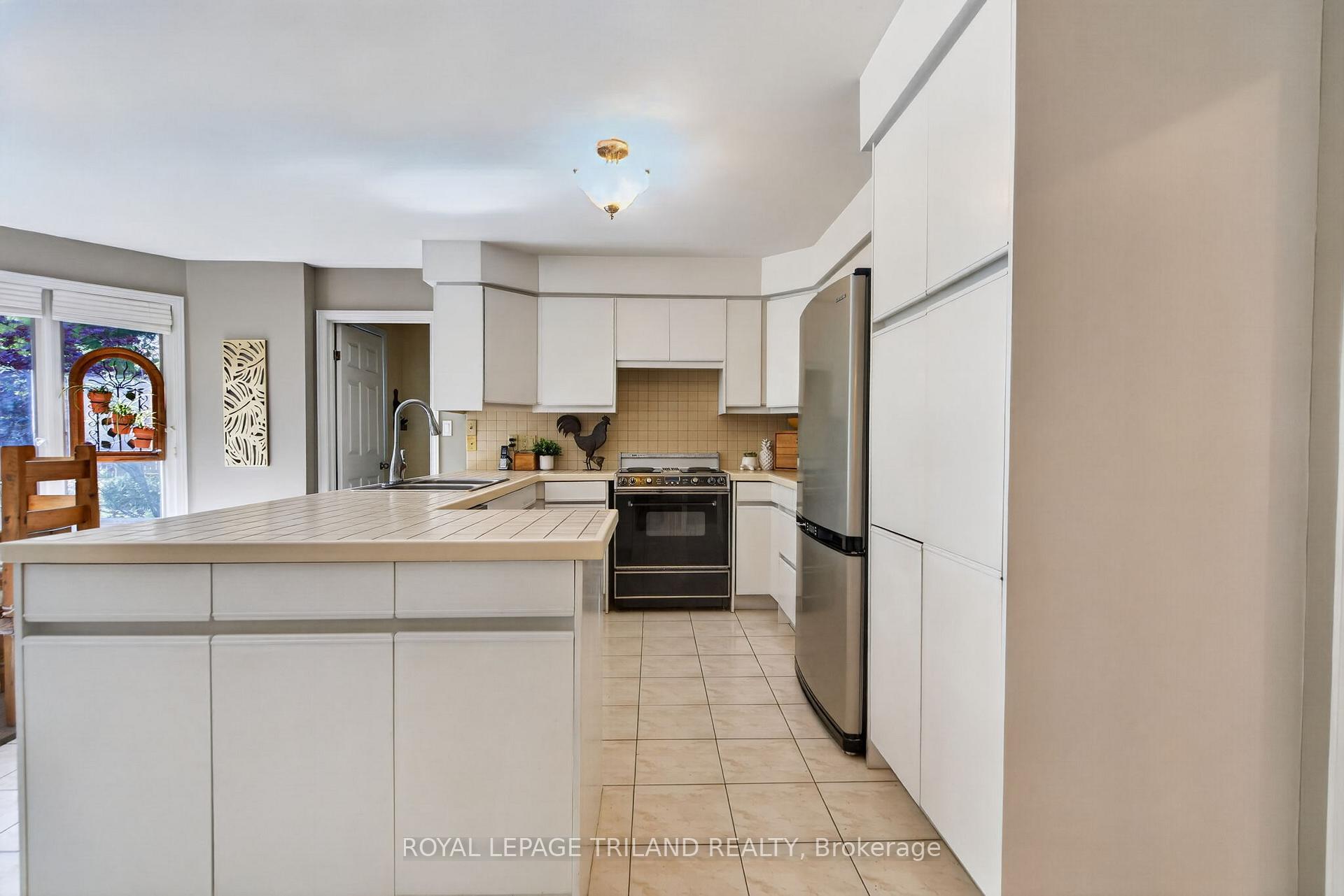 Photo 13 of 83 Blackburn Crescent, Middlesex Centre, Kilworth — HOMEH