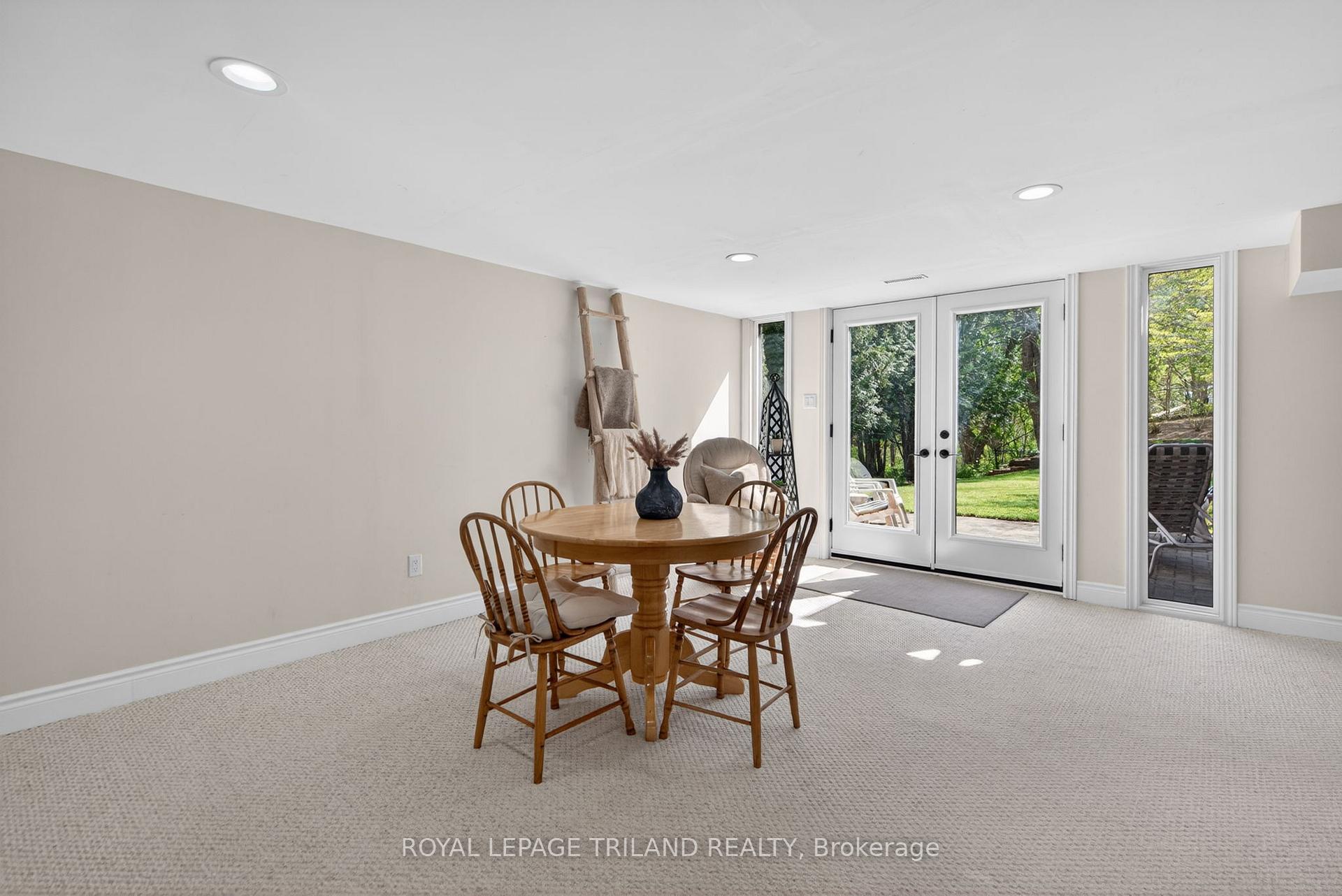 Photo 33 of 83 Blackburn Crescent, Middlesex Centre, Kilworth — HOMEH