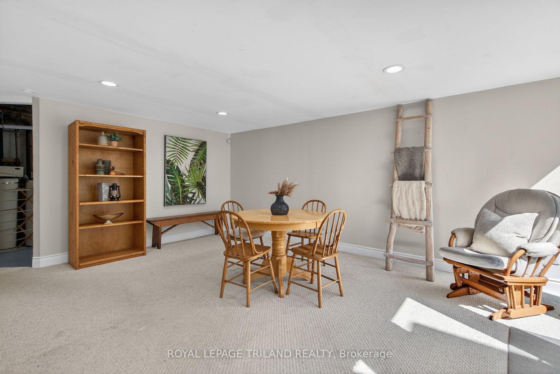Photo 34 of 83 Blackburn Crescent, Middlesex Centre, Kilworth — HOMEH