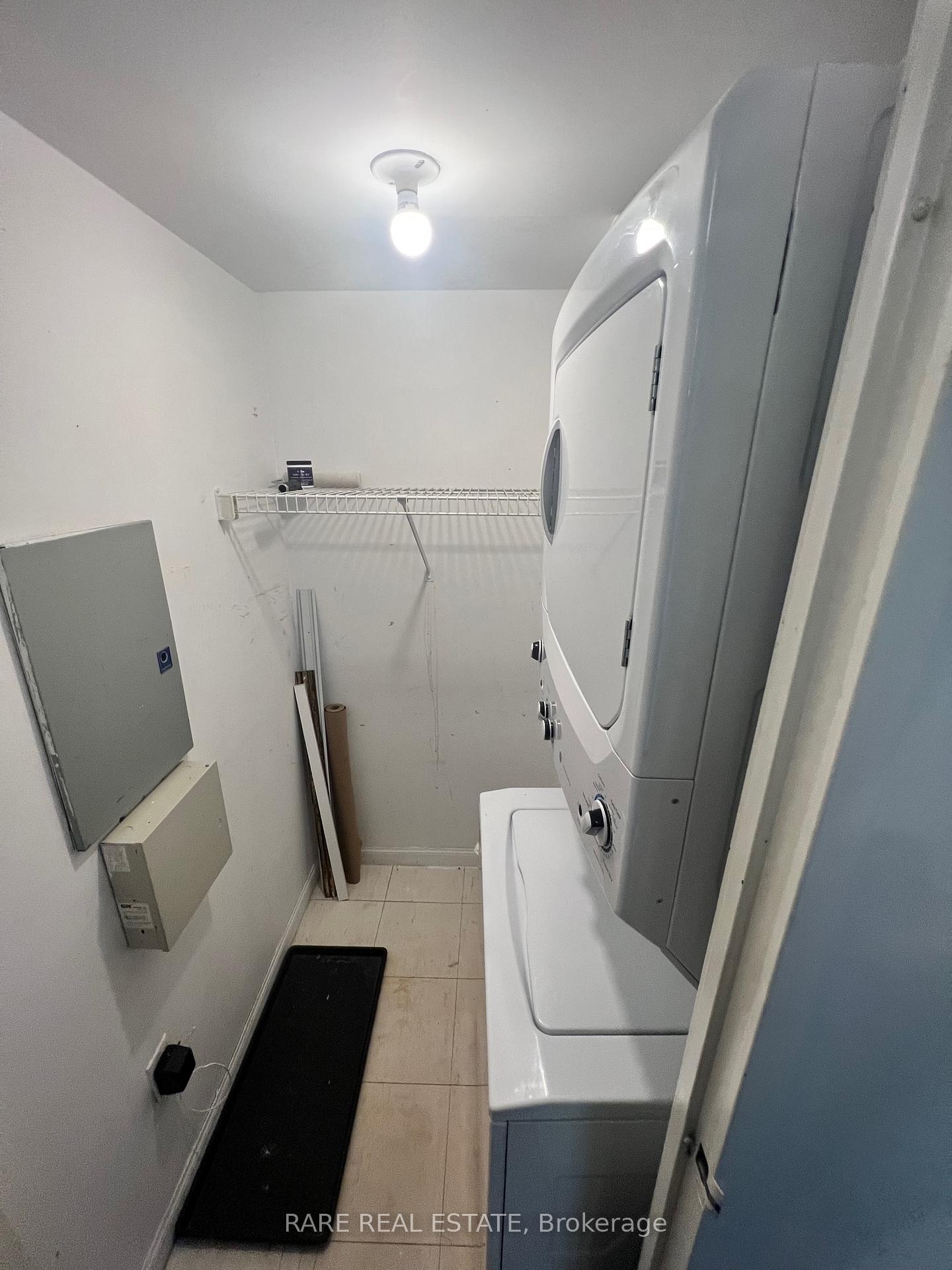 Photo 14 of Unit 905, 550 Webb Drive, Mississauga, City Centre — HOMEH
