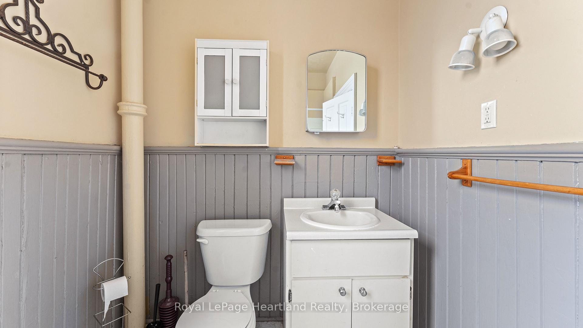 Photo 37 of 190 Albert Street, Central Huron, Clinton — HOMEH