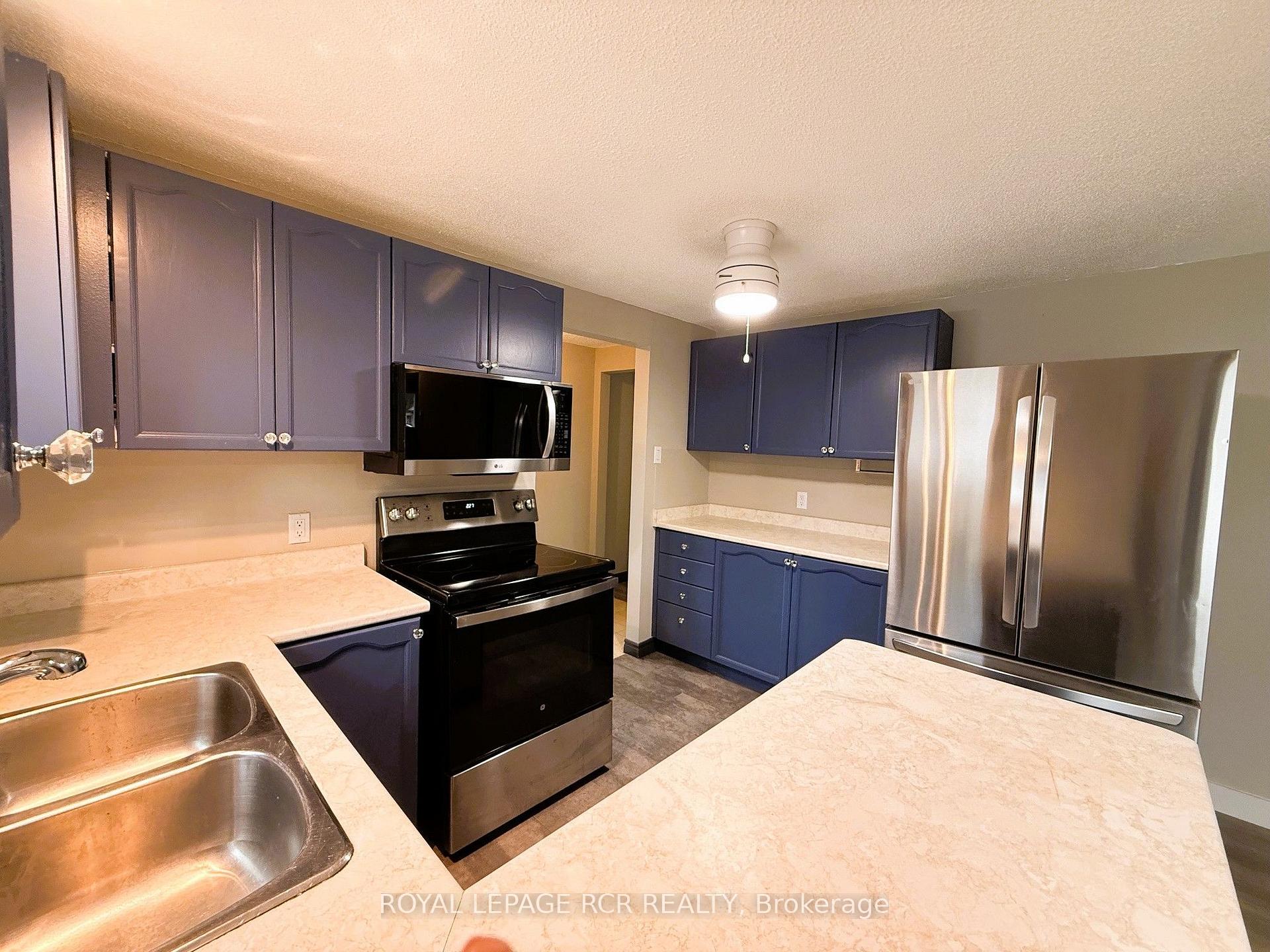 Photo 25 of 38 Royal Oak Drive, Innisfil, Cookstown — HOMEH