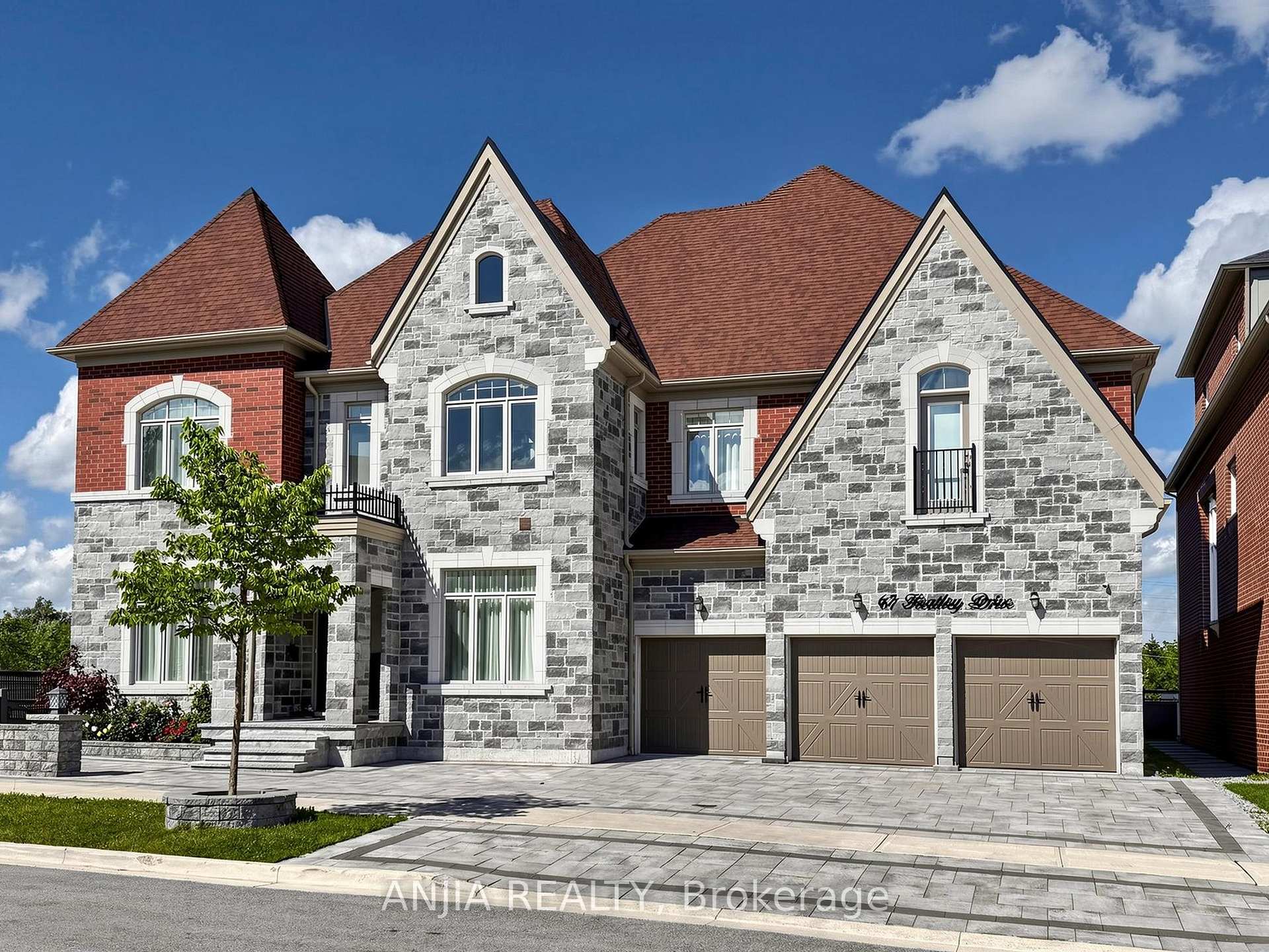 Photo 1 of 67 Keatley Drive, Vaughan, Patterson — HOMEH
