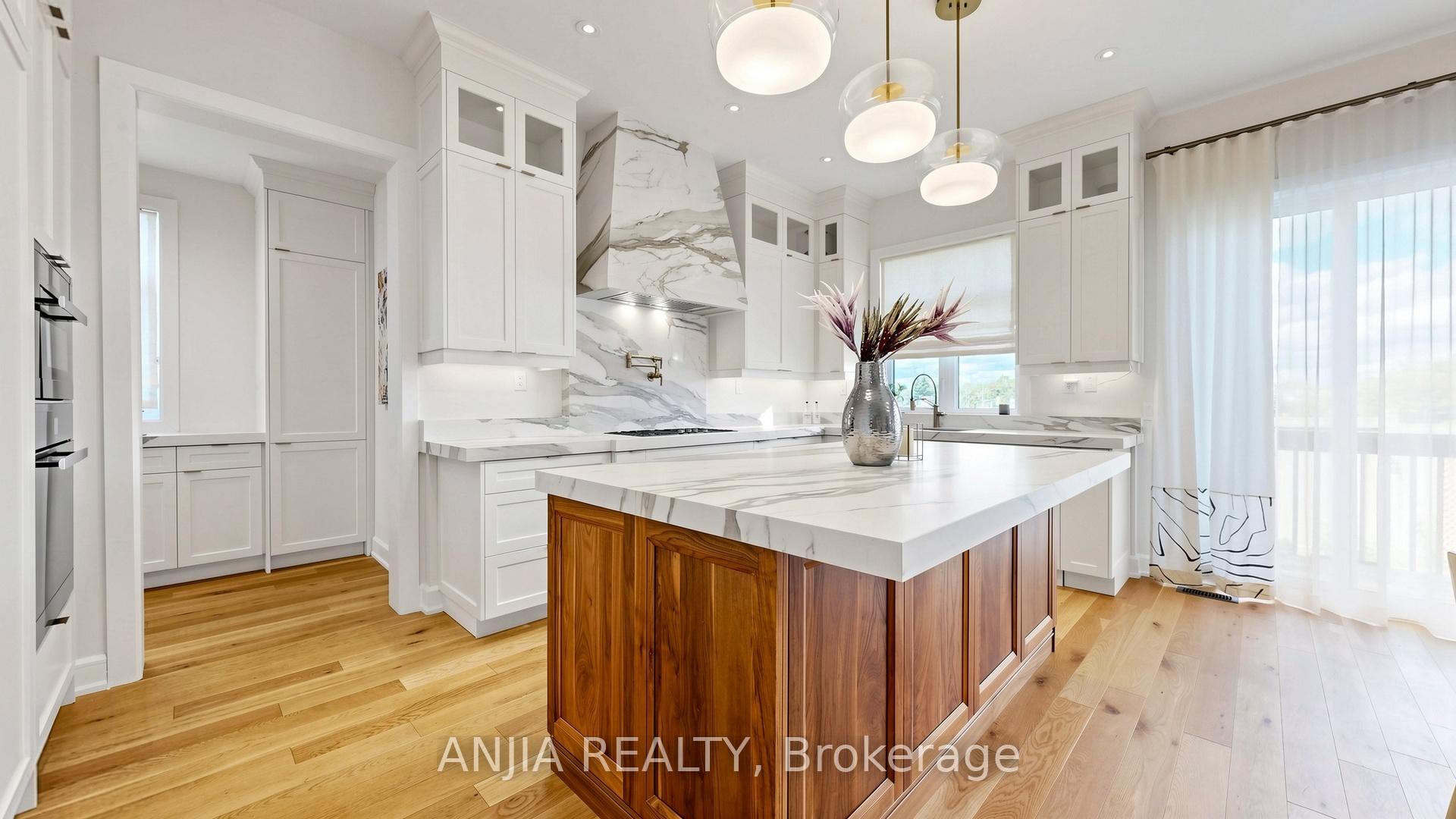 Photo 10 of 67 Keatley Drive, Vaughan, Patterson — HOMEH