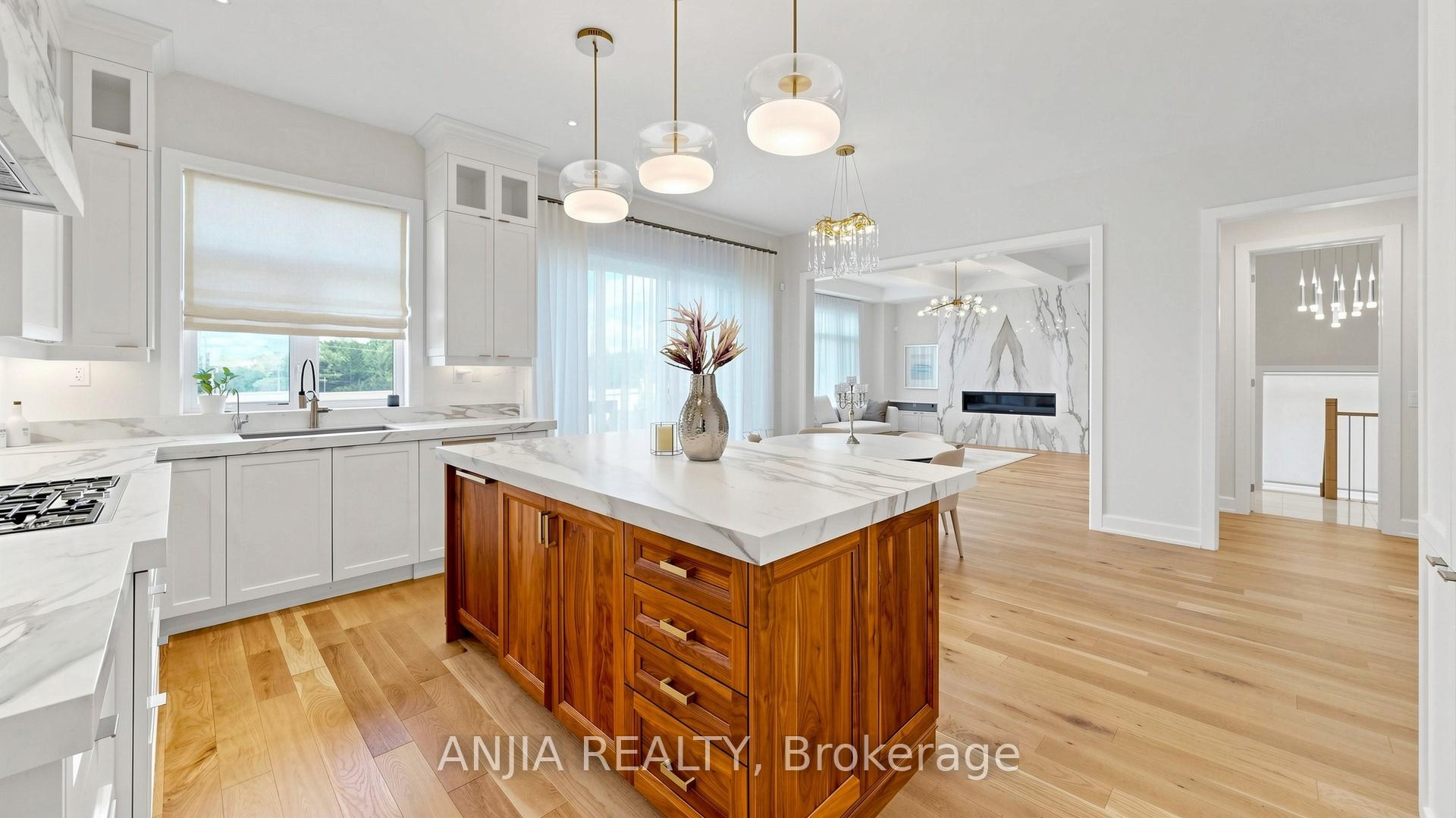 Photo 13 of 67 Keatley Drive, Vaughan, Patterson — HOMEH