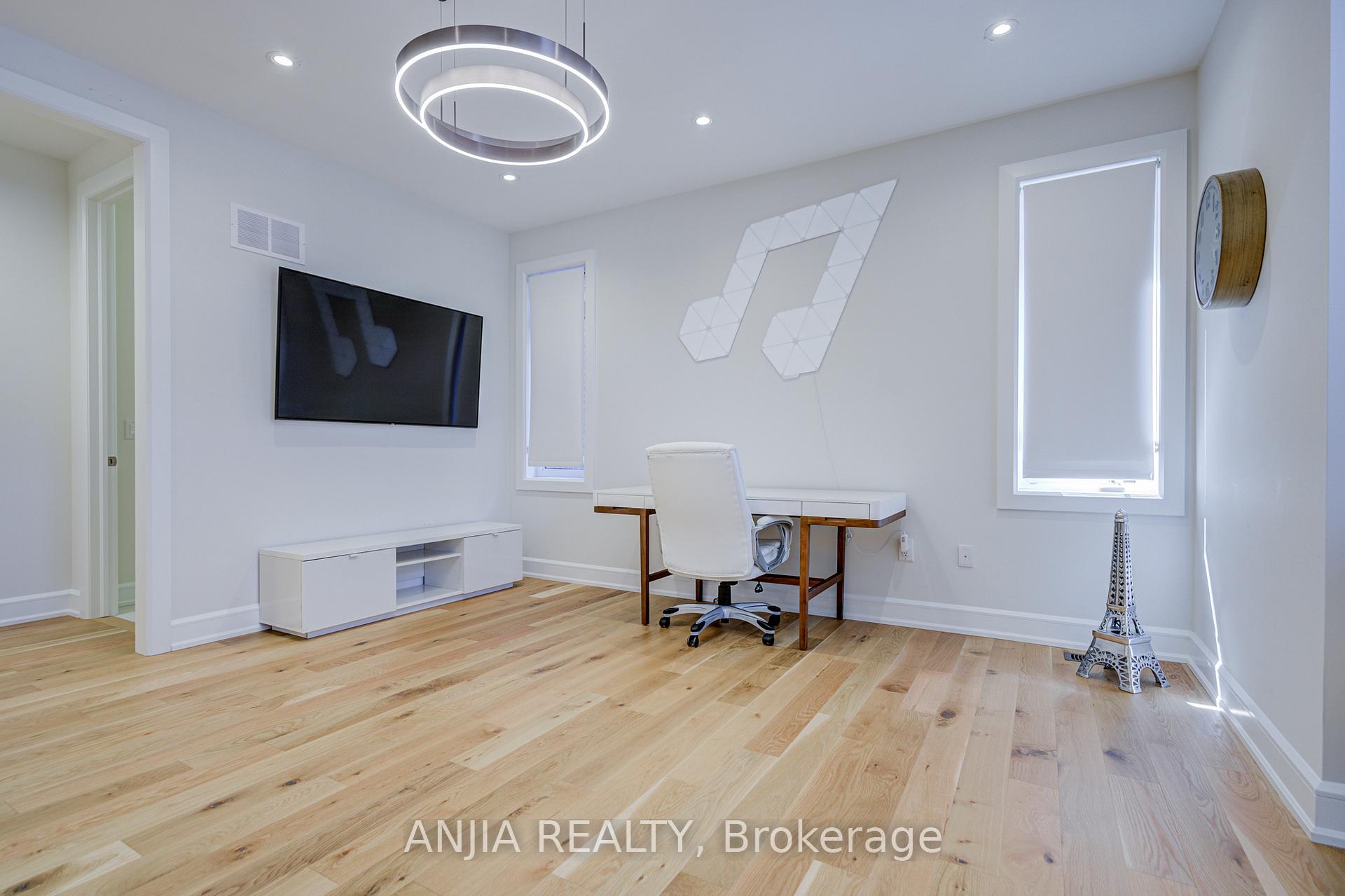 Photo 37 of 67 Keatley Drive, Vaughan, Patterson — HOMEH