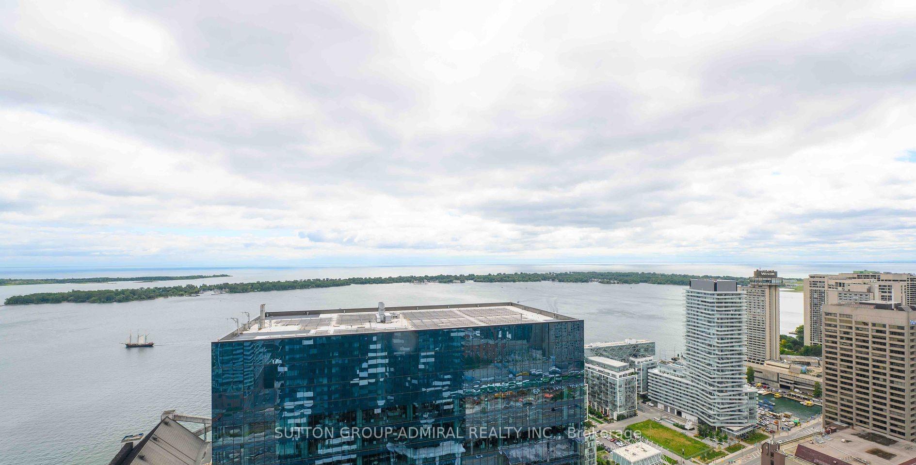Photo 8 of Unit 4810, 138 Downes Street, Toronto, Waterfront Communities — HOMEH