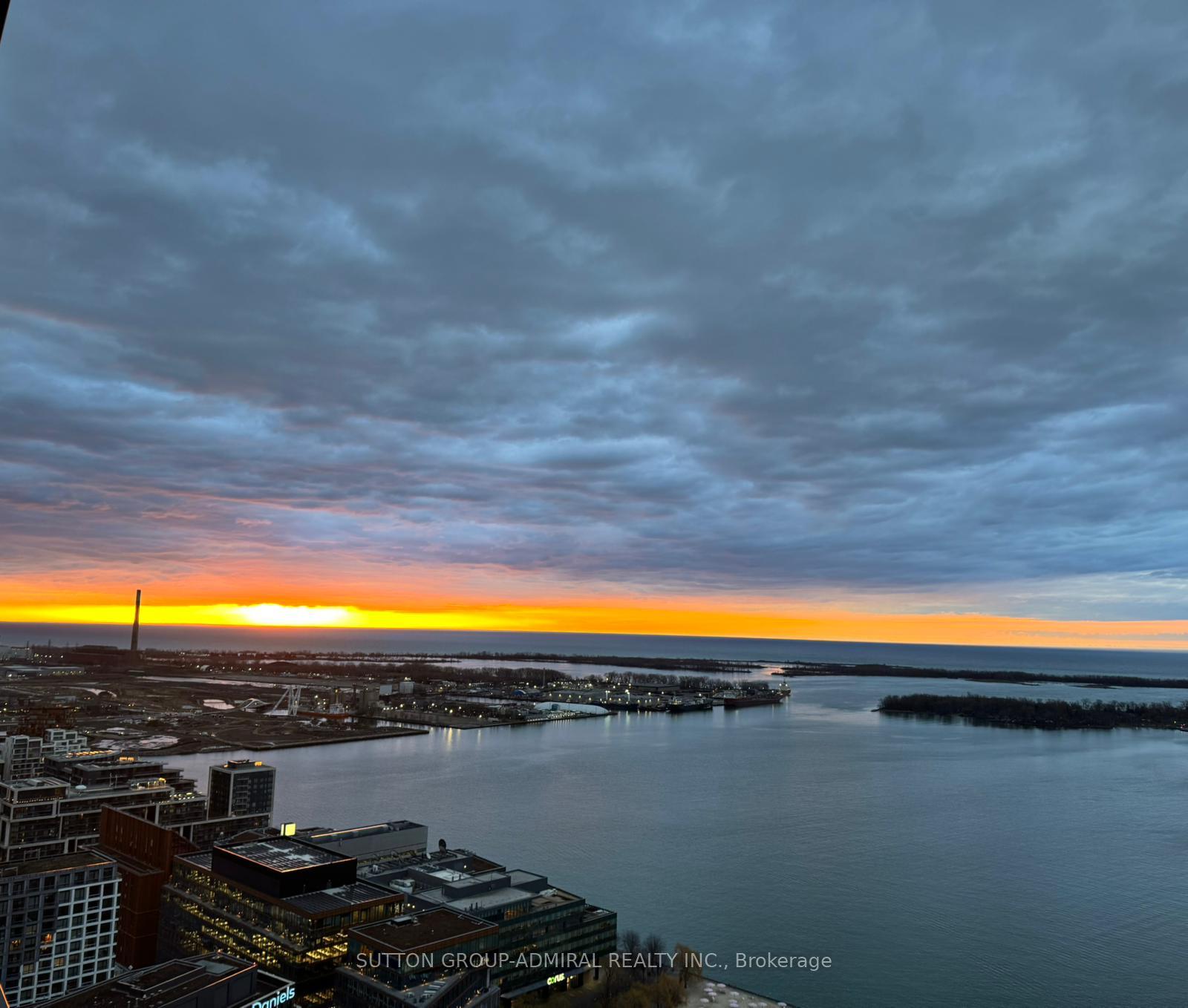 Photo 14 of Unit 4810, 138 Downes Street, Toronto, Waterfront Communities — HOMEH