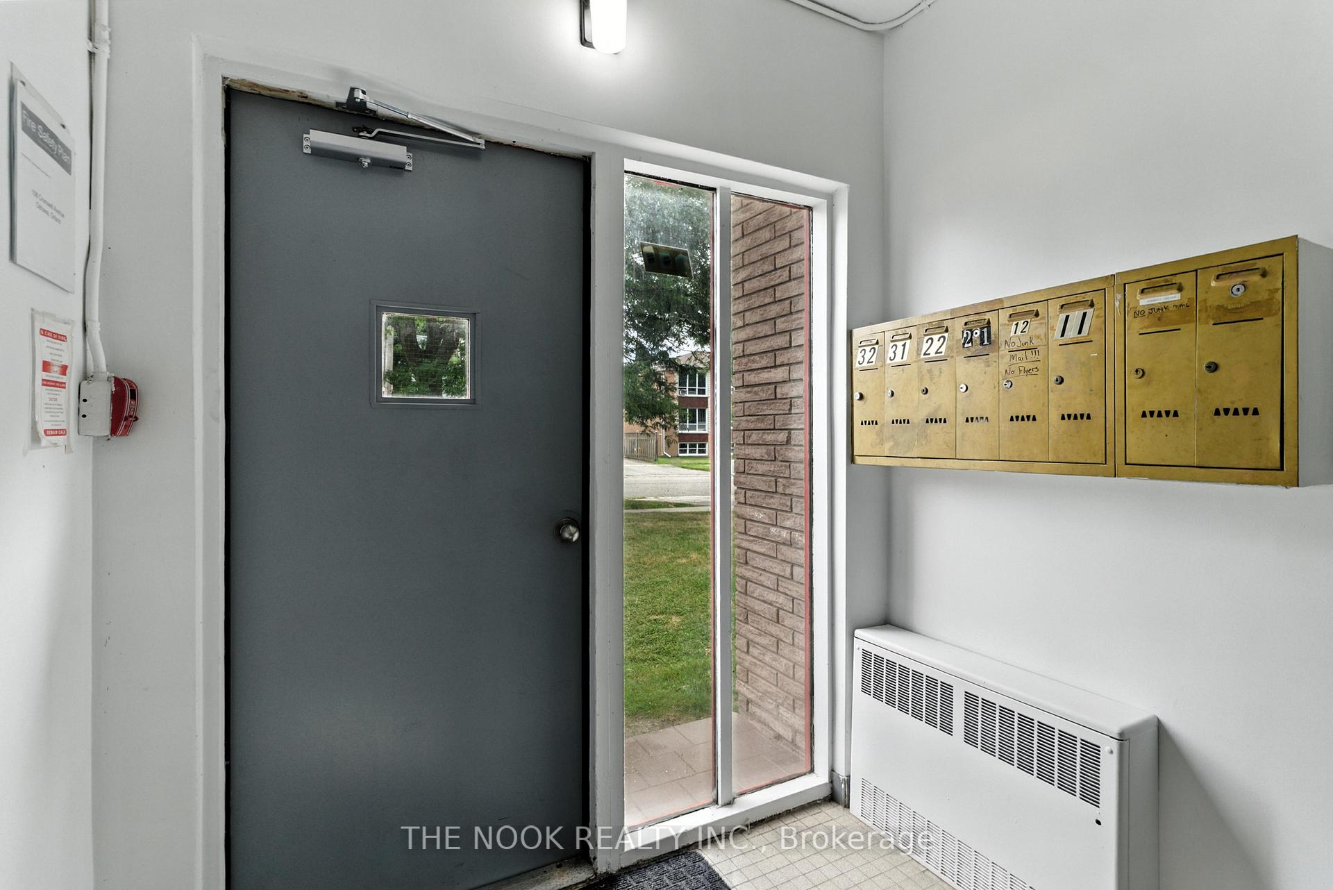 Photo 4 of Unit 21, 106 Cromwell Avenue, Oshawa, Vanier — HOMEH