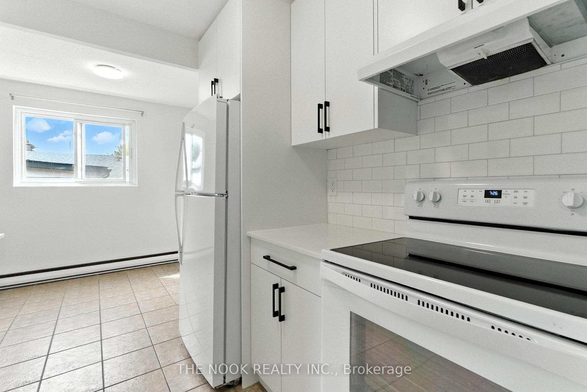 Photo 9 of Unit 21, 106 Cromwell Avenue, Oshawa, Vanier — HOMEH