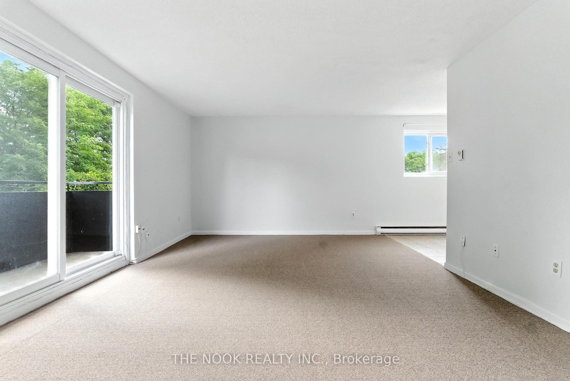 Photo 14 of Unit 21, 106 Cromwell Avenue, Oshawa, Vanier — HOMEH