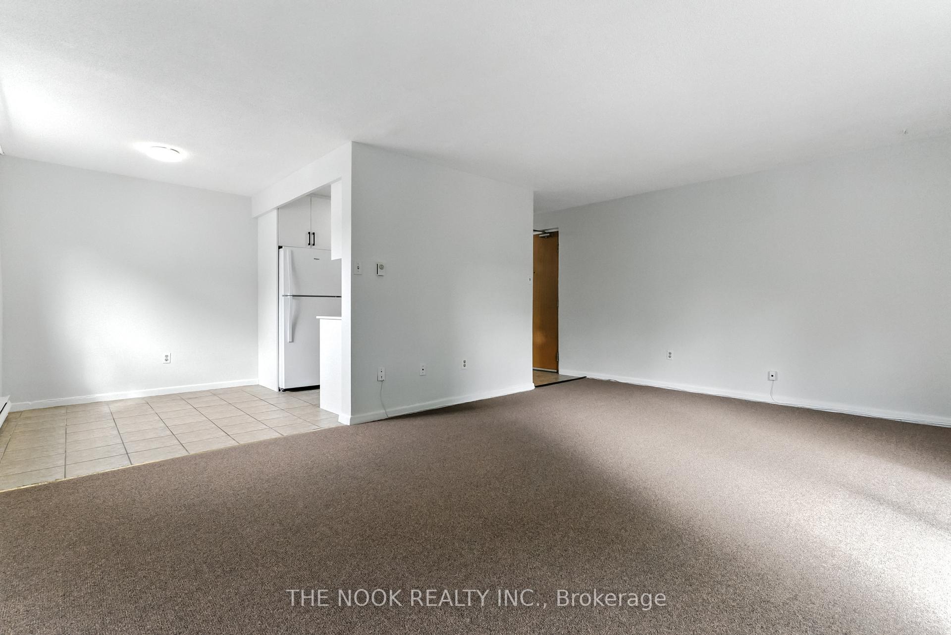 Photo 15 of Unit 21, 106 Cromwell Avenue, Oshawa, Vanier — HOMEH