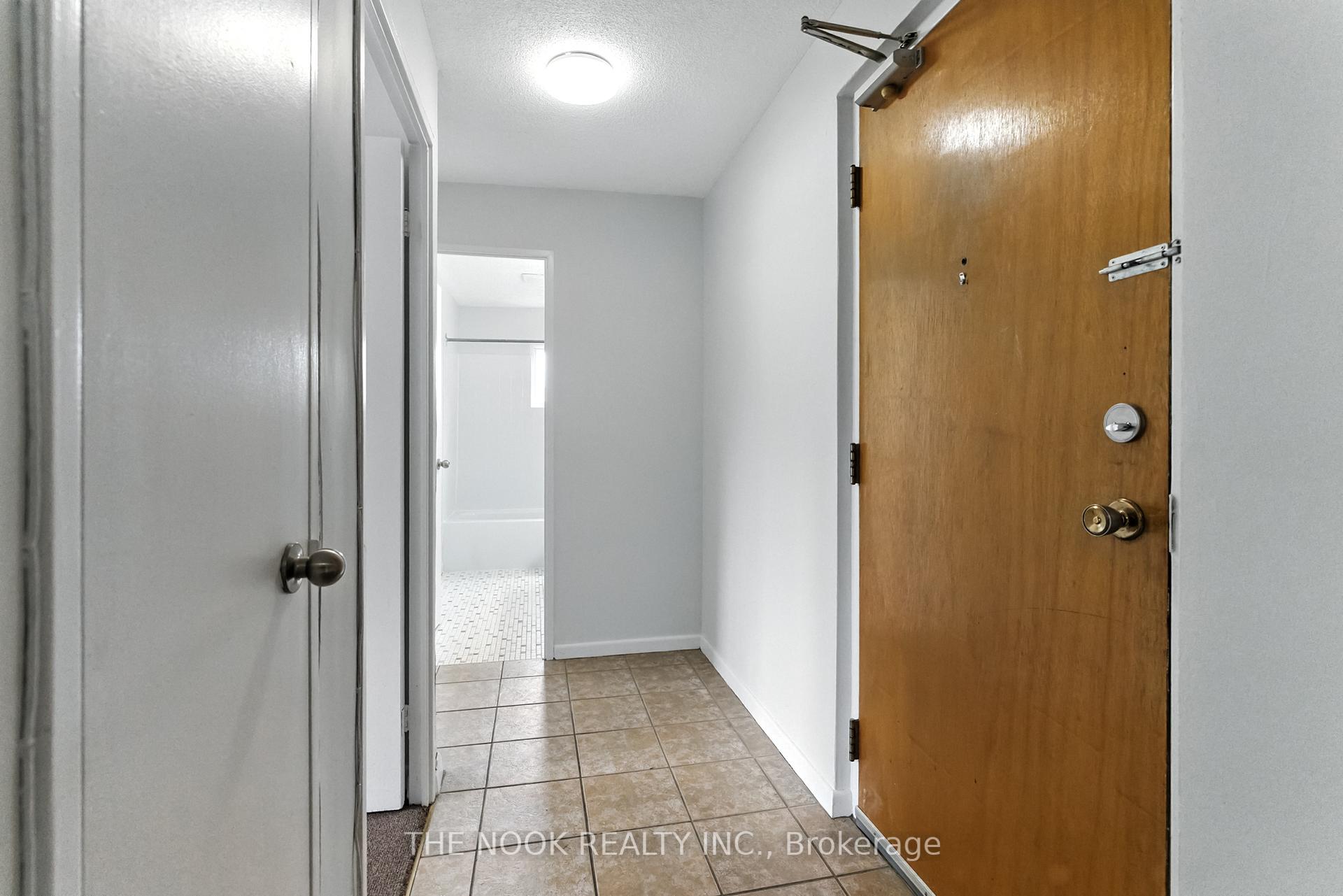 Photo 20 of Unit 21, 106 Cromwell Avenue, Oshawa, Vanier — HOMEH