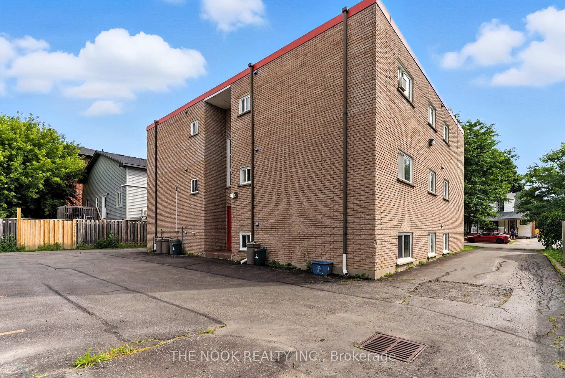 Photo 25 of Unit 21, 106 Cromwell Avenue, Oshawa, Vanier — HOMEH