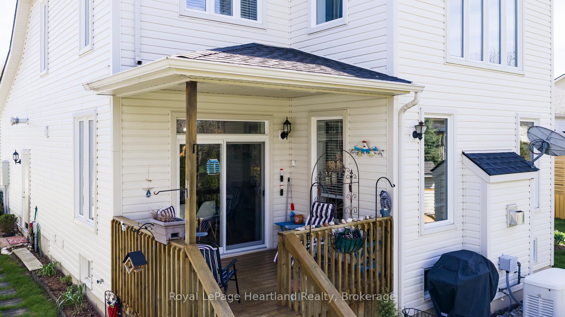 Photo 44 of 16 Macpherson Avenue, Huron East, Seaforth — HOMEH