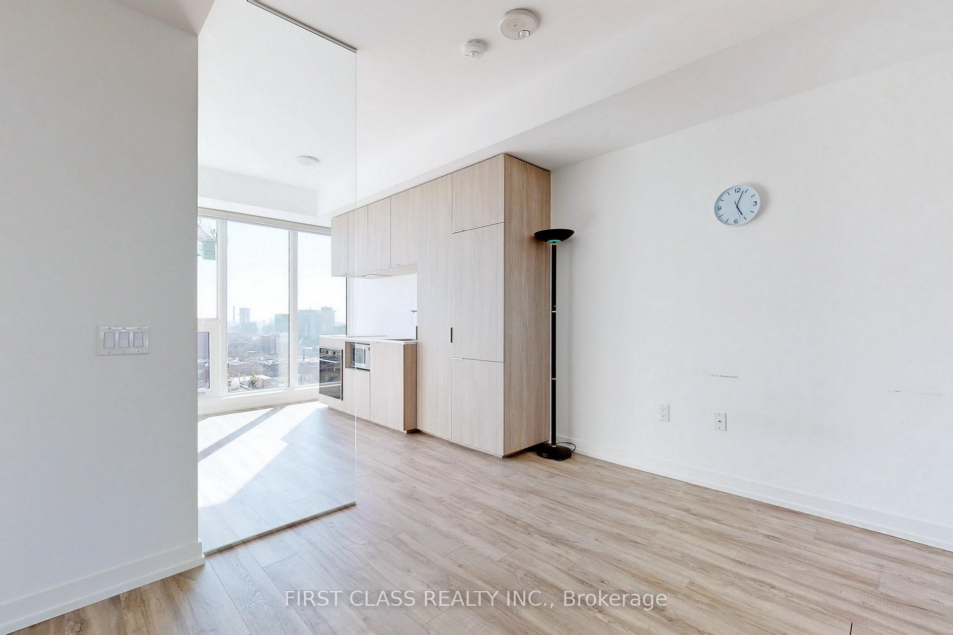 Photo 3 of Unit 2109, 77 Shuter Street, Toronto, Church-Yonge Corridor — HOMEH