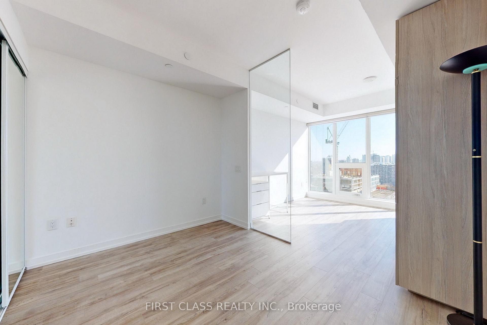Photo 5 of Unit 2109, 77 Shuter Street, Toronto, Church-Yonge Corridor — HOMEH