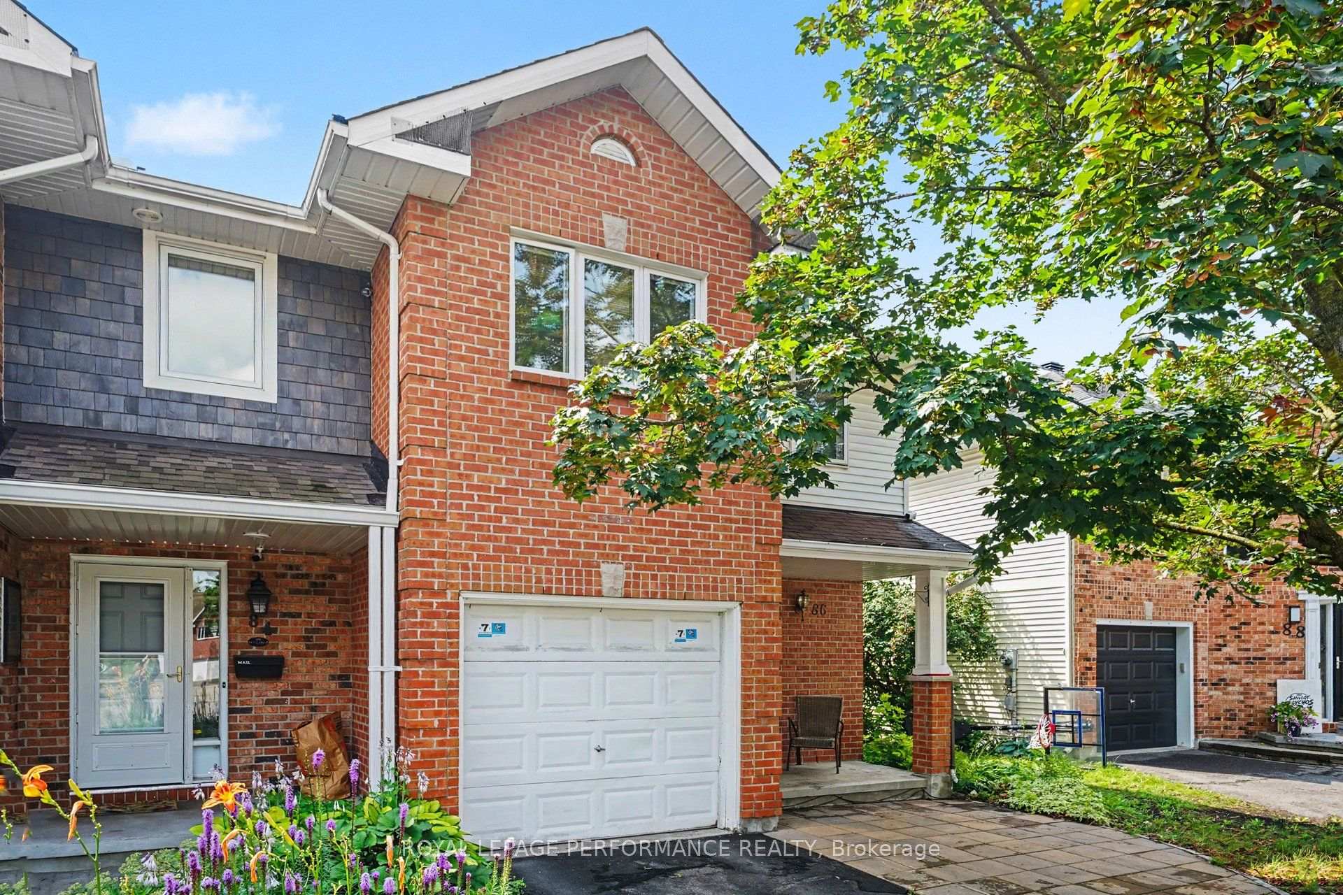 Photo 1 of 86 Royal Oak Court, Ottawa, Hunt Club Park/Greenboro — HOMEH