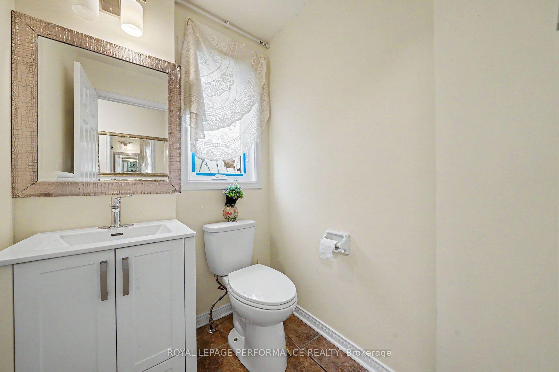 Photo 10 of 86 Royal Oak Court, Ottawa, Hunt Club Park/Greenboro — HOMEH