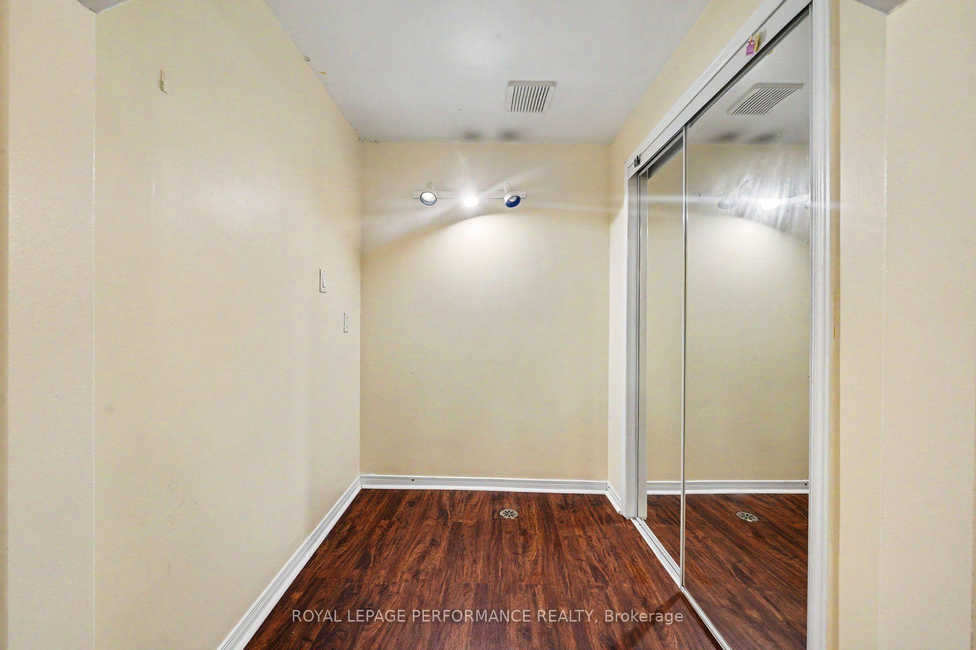 Photo 23 of 86 Royal Oak Court, Ottawa, Hunt Club Park/Greenboro — HOMEH