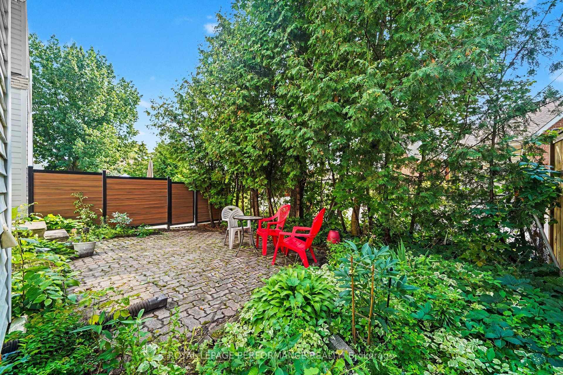 Photo 25 of 86 Royal Oak Court, Ottawa, Hunt Club Park/Greenboro — HOMEH