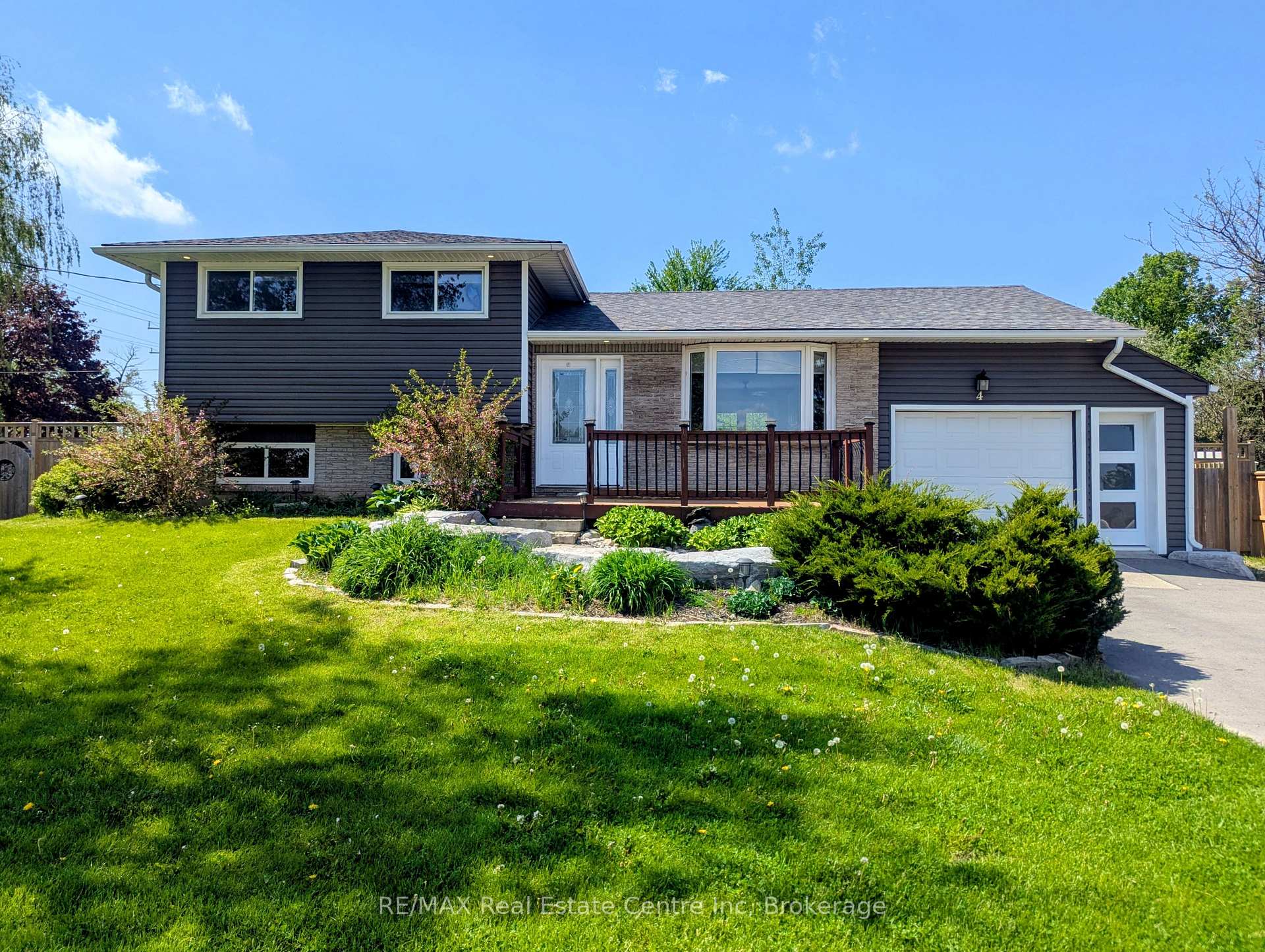 Photo 2 of 4 First Line, Centre Wellington, Elora/Salem — HOMEH