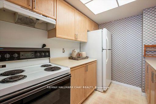Photo 14 of Unit 502, 65 Ellen Street, Barrie, City Centre — HOMEH