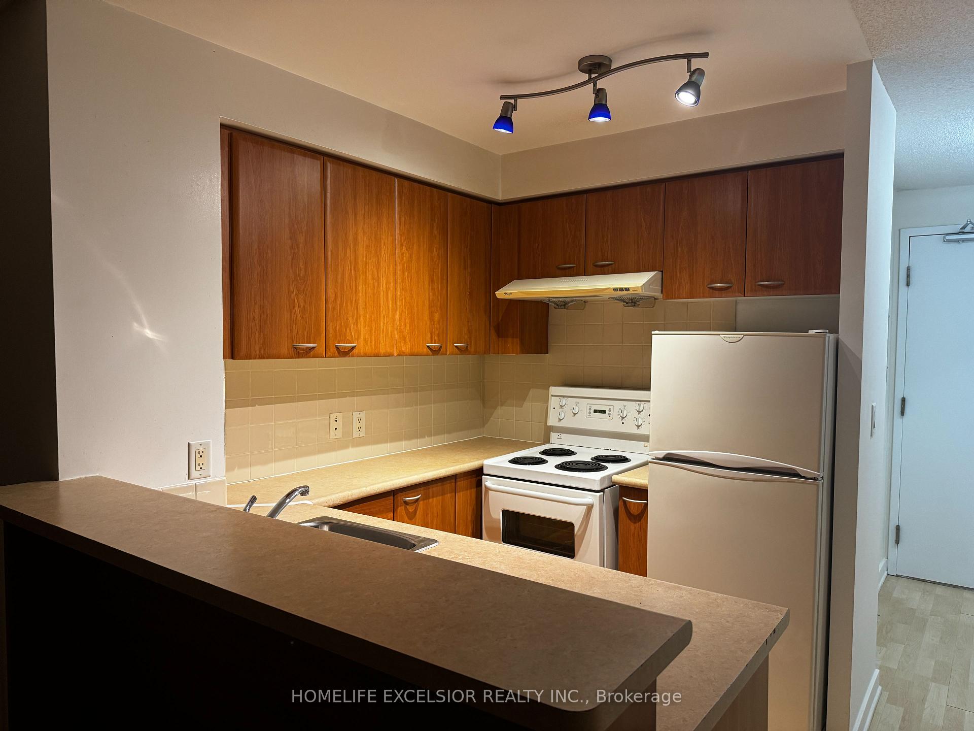 Photo 6 of Unit 1515, 36 Lee Centre Drive, Scarborough, Woburn — HOMEH