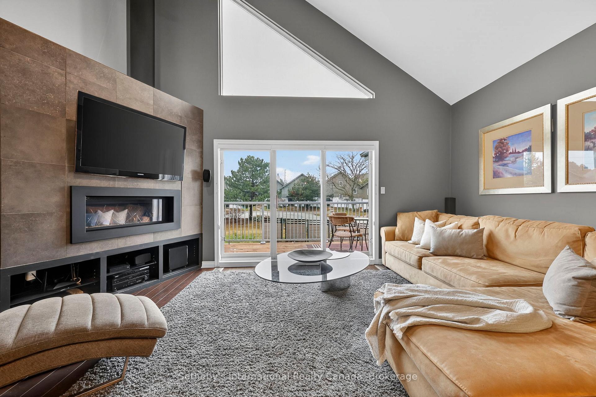 Photo 6 of Unit 10, 110 Kellie'S Way, Blue Mountains — HOMEH
