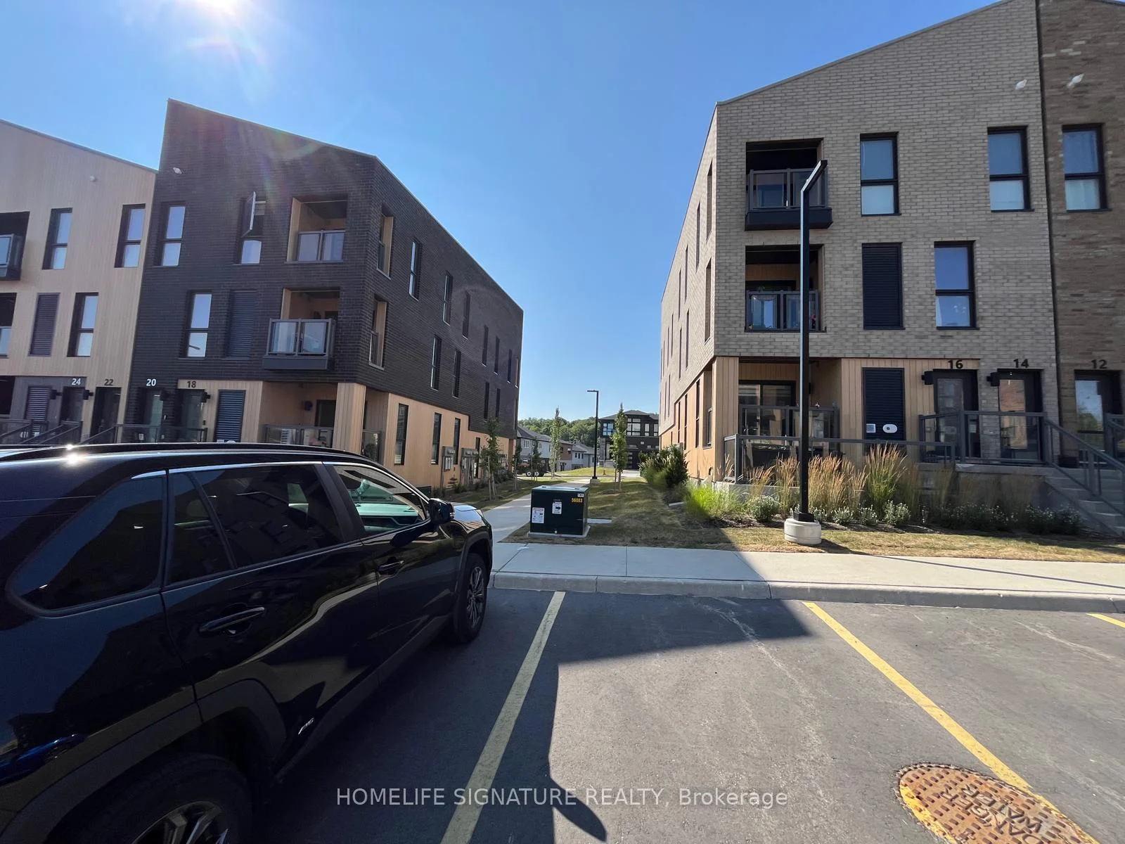 Photo 32 of 16 Urbane Boulevard, Kitchener, Meinzinger — HOMEH