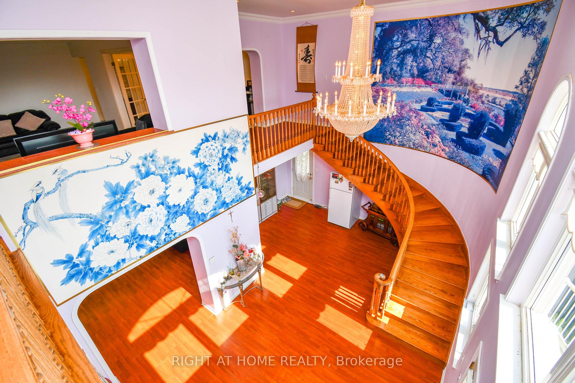 Photo 22 of 11 Thackeray Crescent, Barrie, Letitia Heights — HOMEH