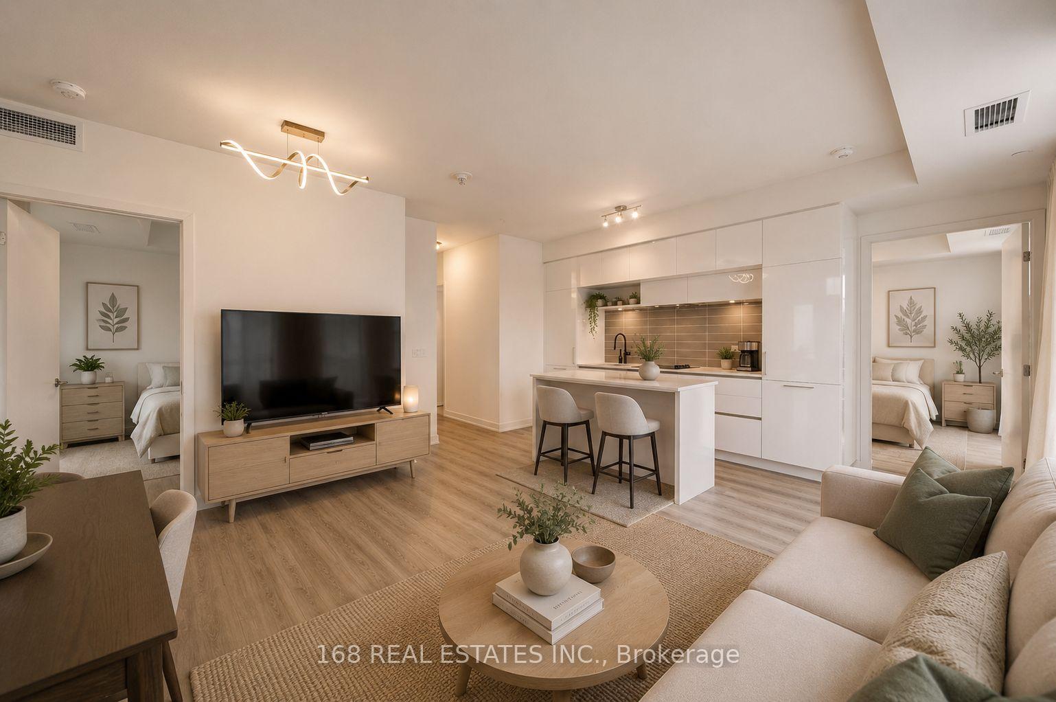 Photo 7 of Unit 429, 2 David Eyer Drive, Richmond Hill, Rural Richmond Hill — HOMEH