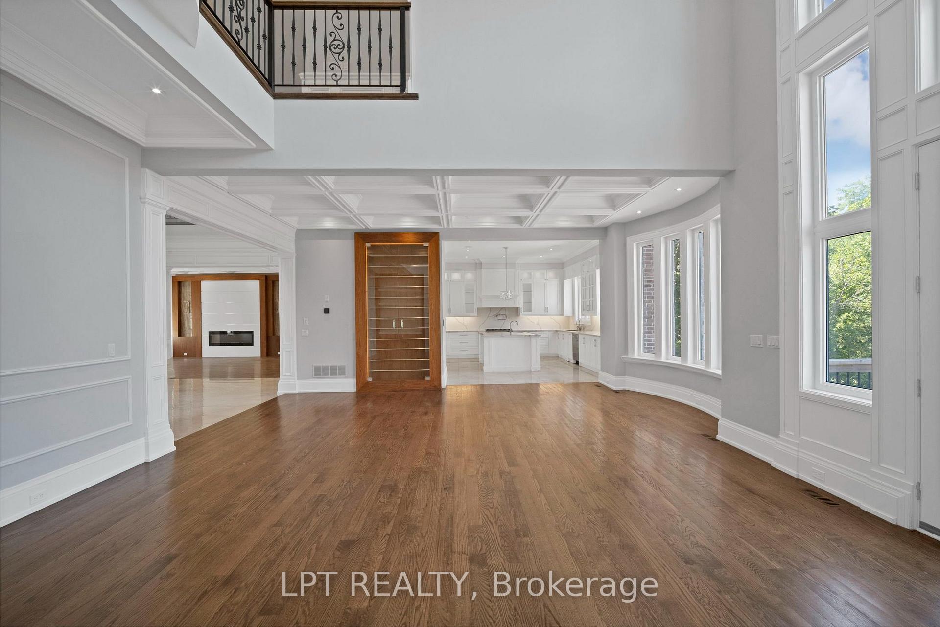 Photo 9 of 2 Poplar Drive, Richmond Hill, Oak Ridges — HOMEH