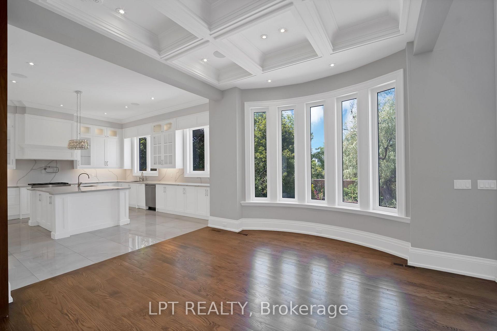 Photo 11 of 2 Poplar Drive, Richmond Hill, Oak Ridges — HOMEH