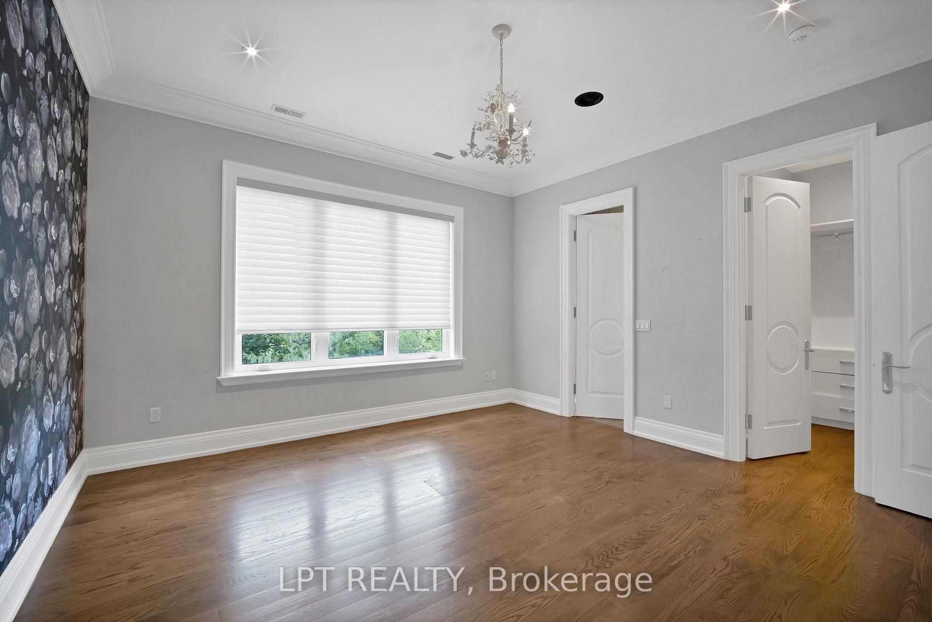 Photo 23 of 2 Poplar Drive, Richmond Hill, Oak Ridges — HOMEH