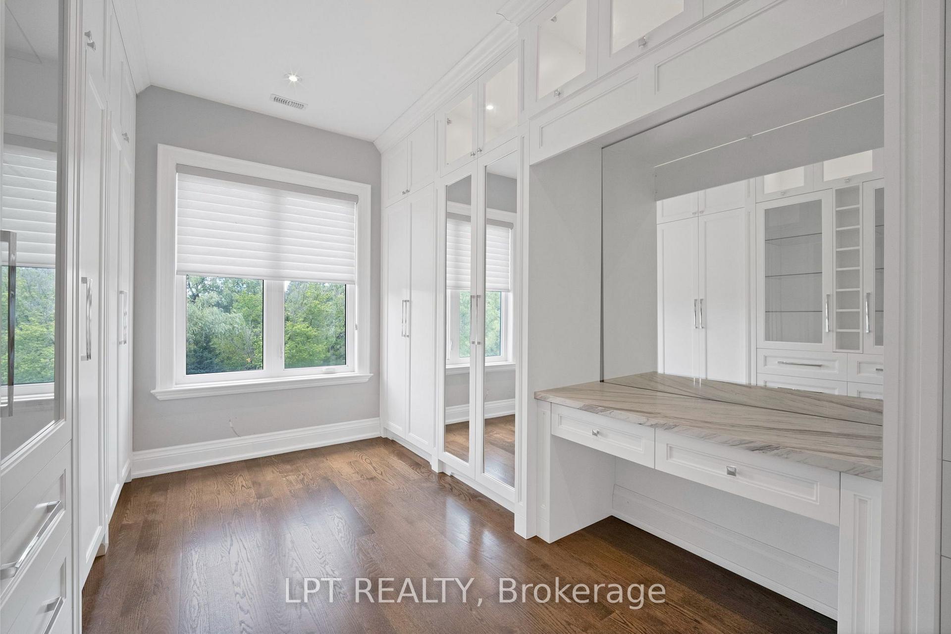 Photo 32 of 2 Poplar Drive, Richmond Hill, Oak Ridges — HOMEH