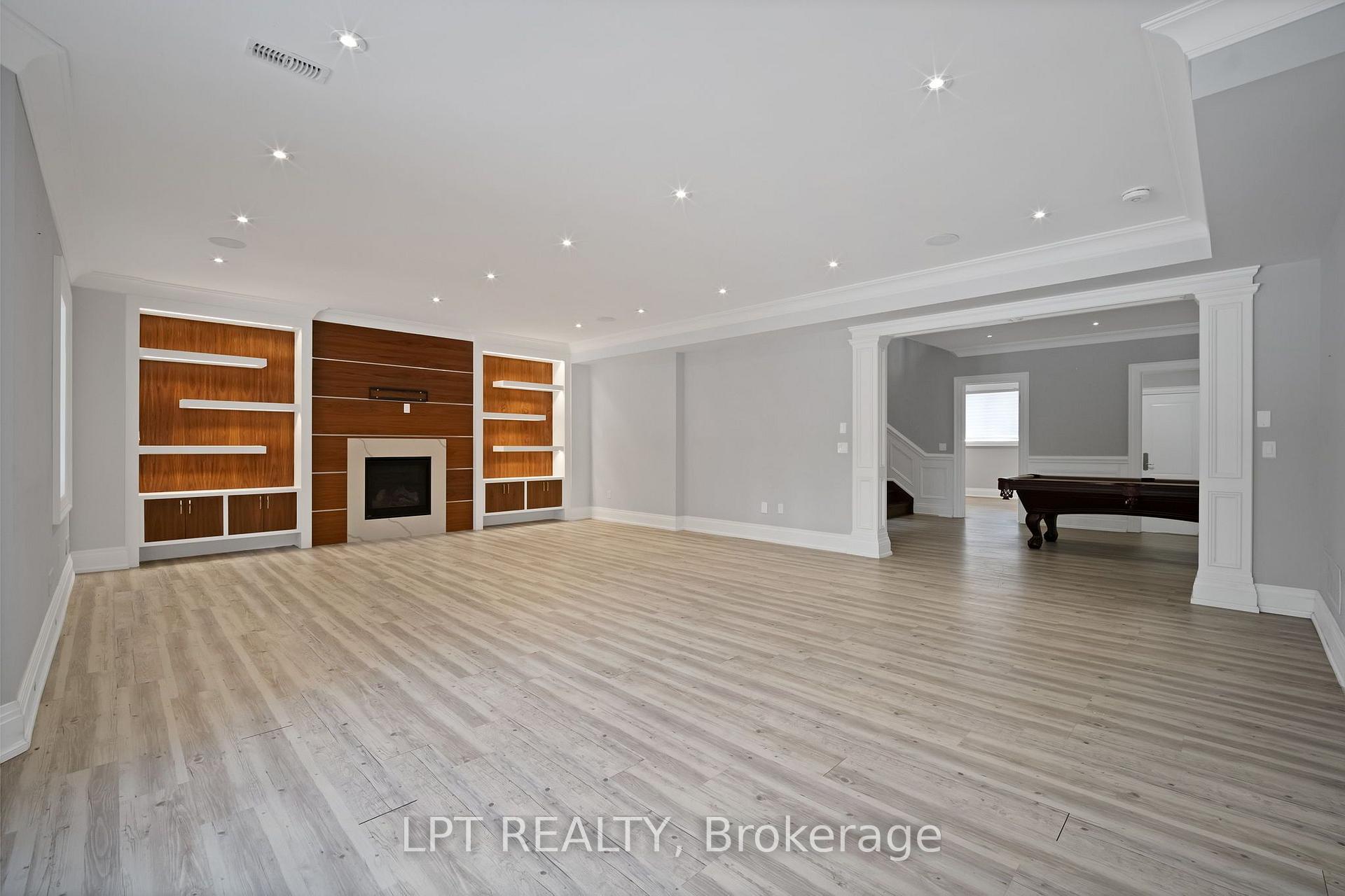 Photo 39 of 2 Poplar Drive, Richmond Hill, Oak Ridges — HOMEH