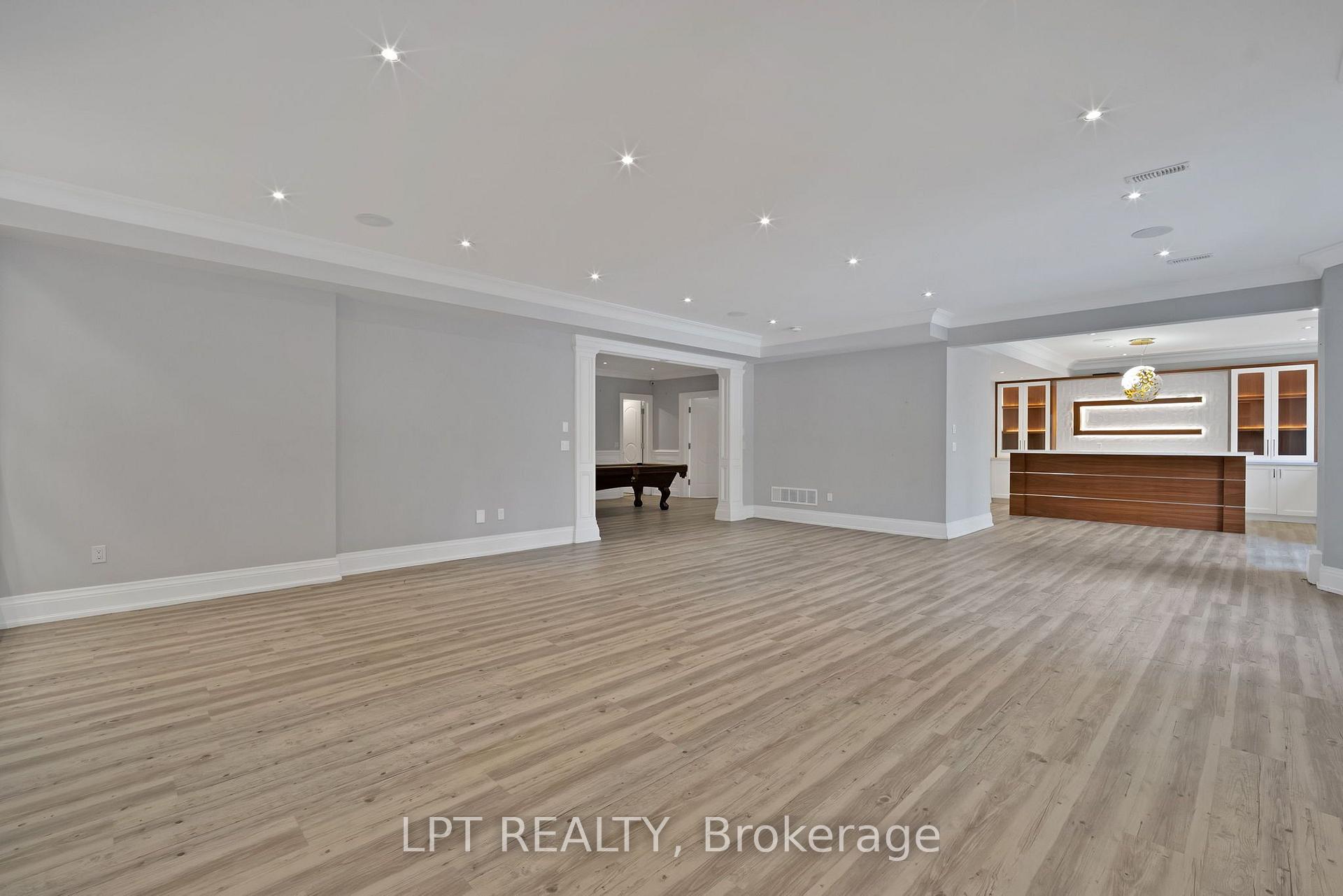 Photo 40 of 2 Poplar Drive, Richmond Hill, Oak Ridges — HOMEH