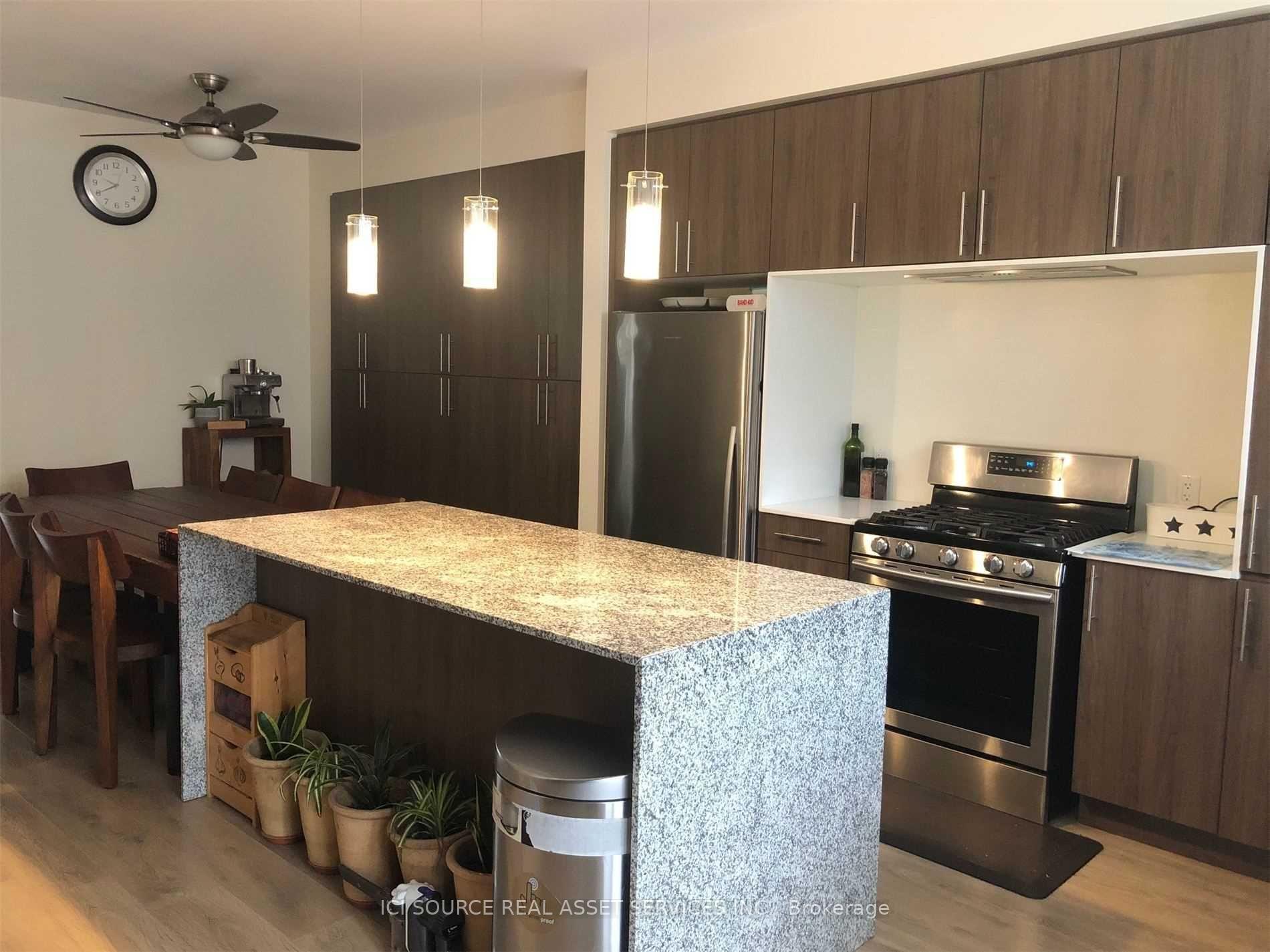 Photo 4 of 212 Squire Crescent, Oakville, Glenorchy — HOMEH